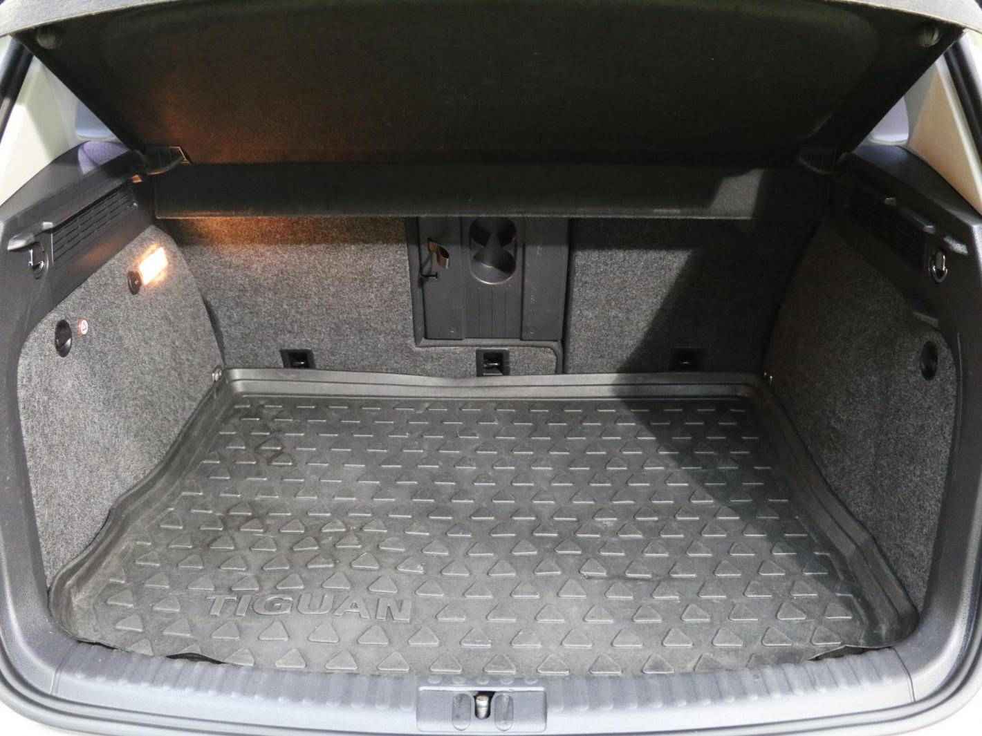 Volkswagen Tiguan, I