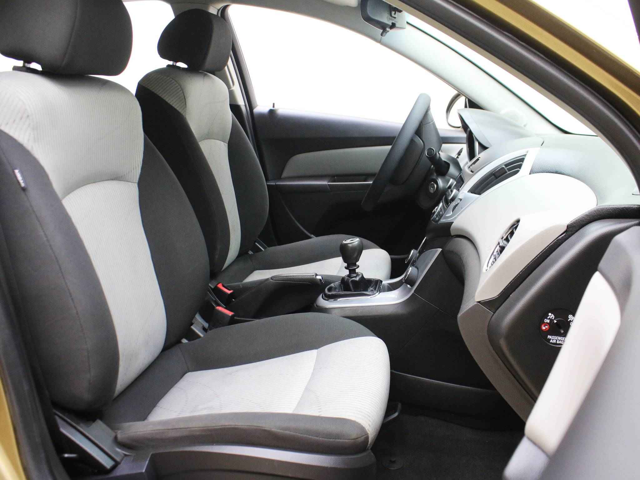 Chevrolet Cruze, I Рестайлинг