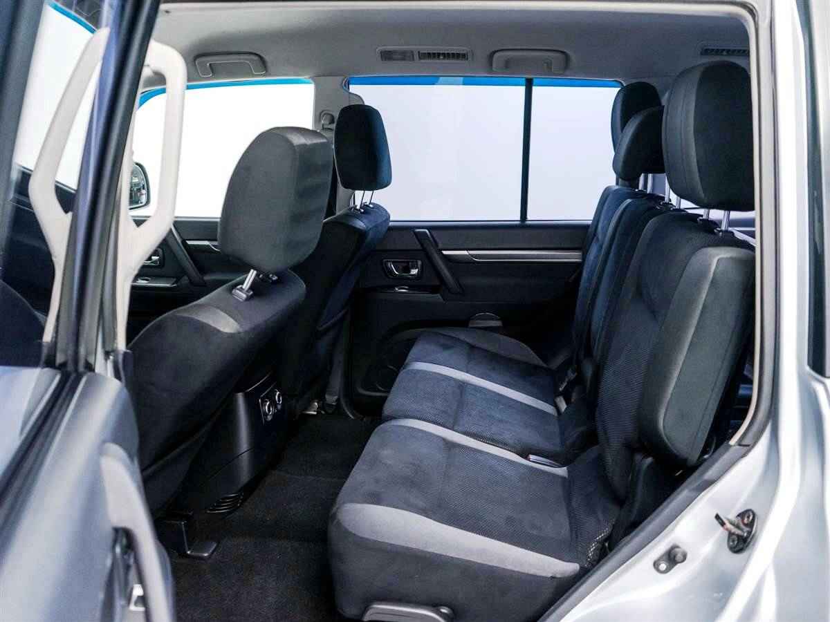 Mitsubishi Pajero, IV