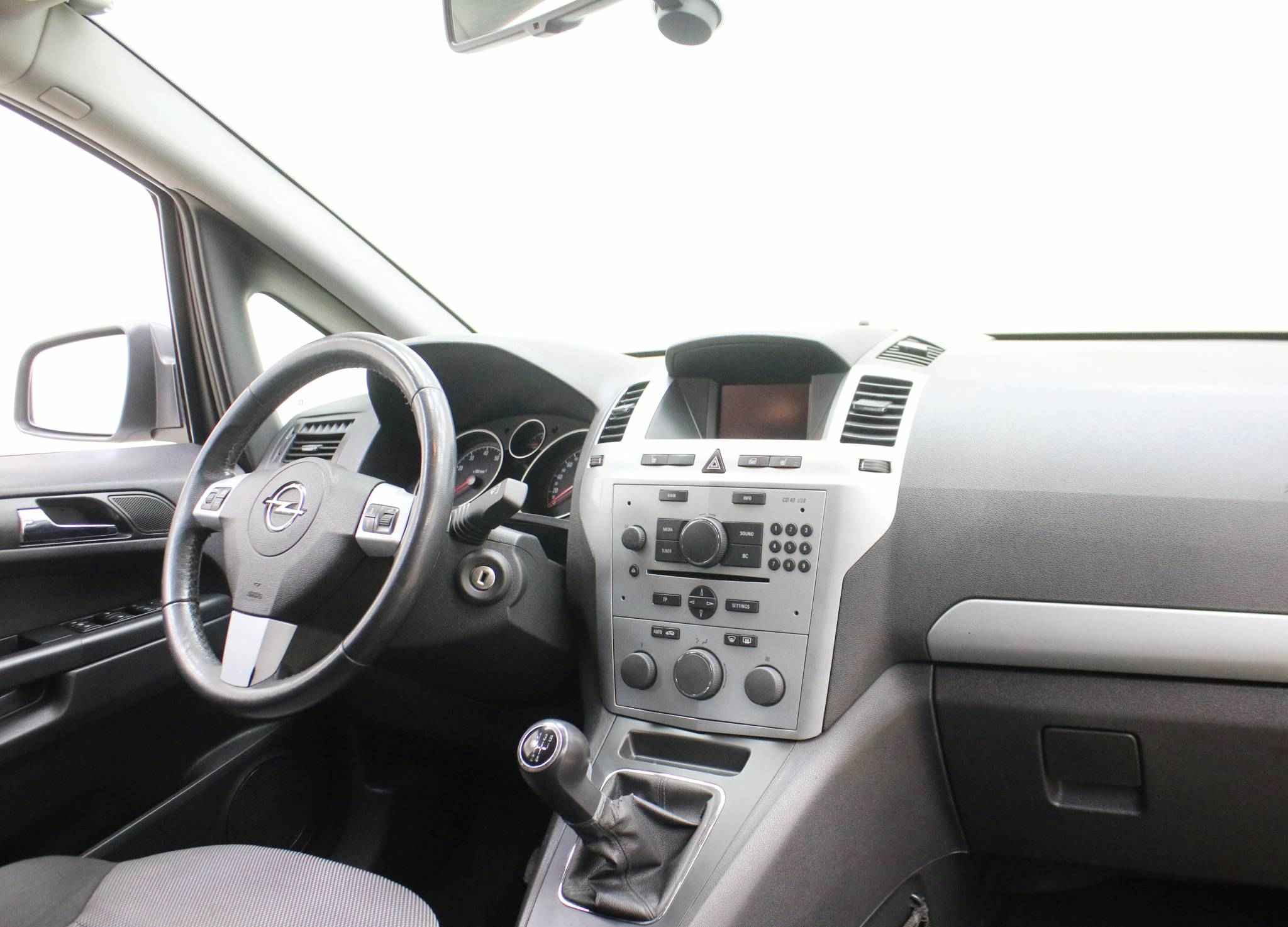 Opel Zafira, B Рестайлинг