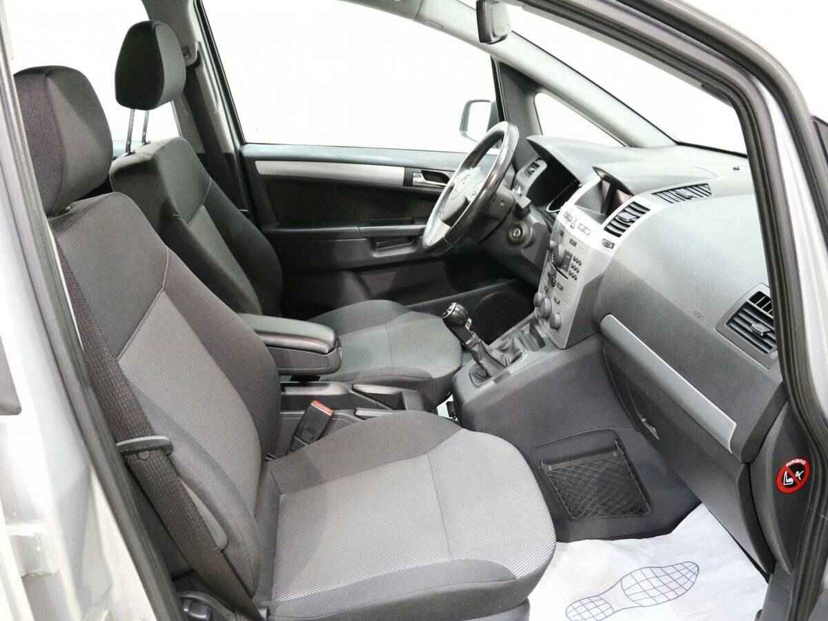 Opel Zafira, B Рестайлинг