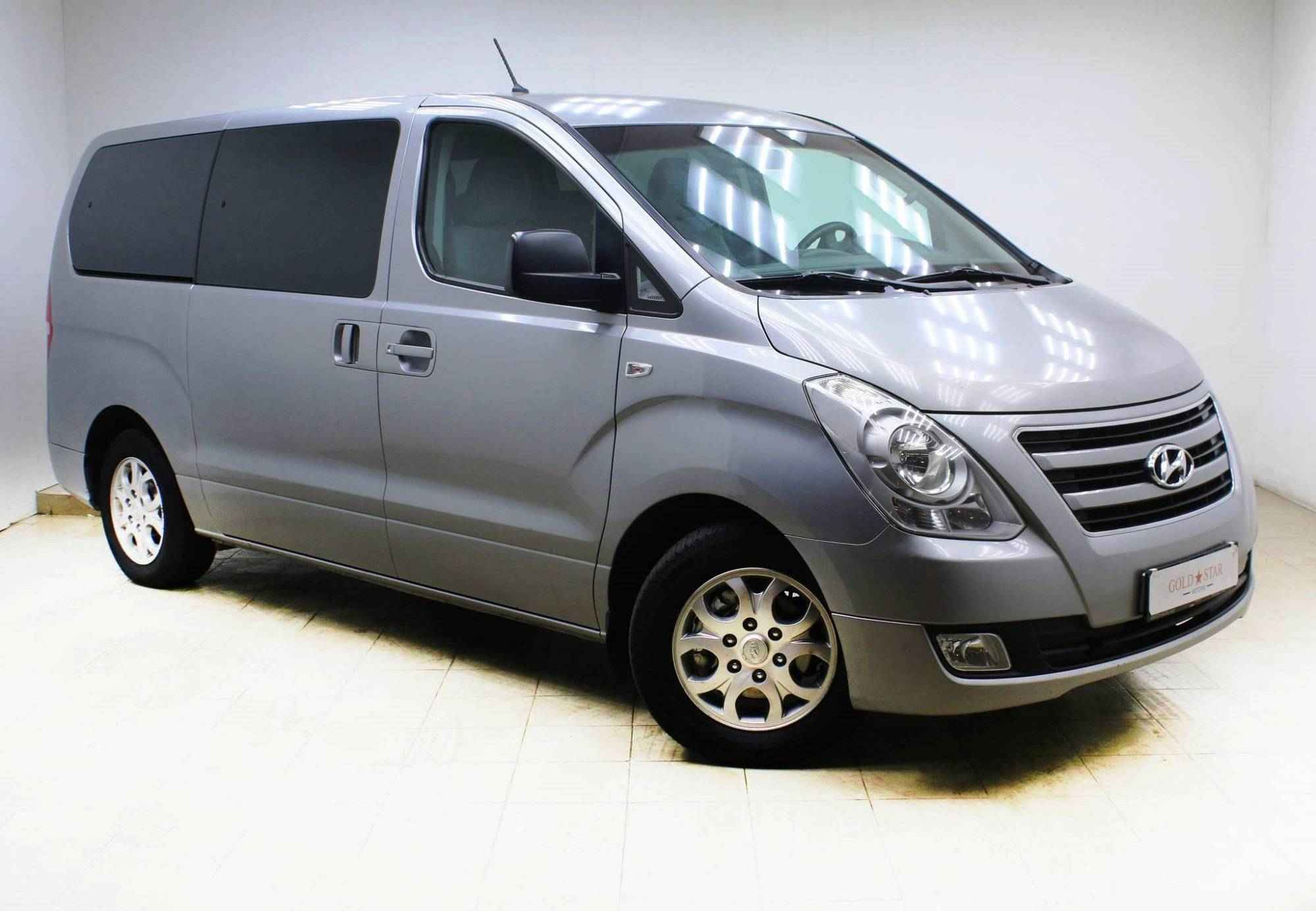 Hyundai H-1, II