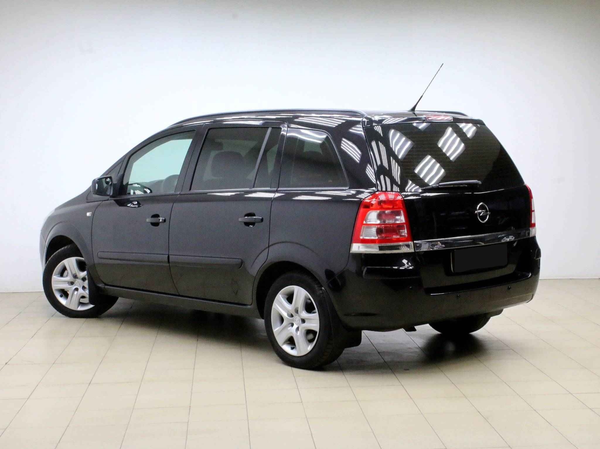 Opel Zafira, B Рестайлинг