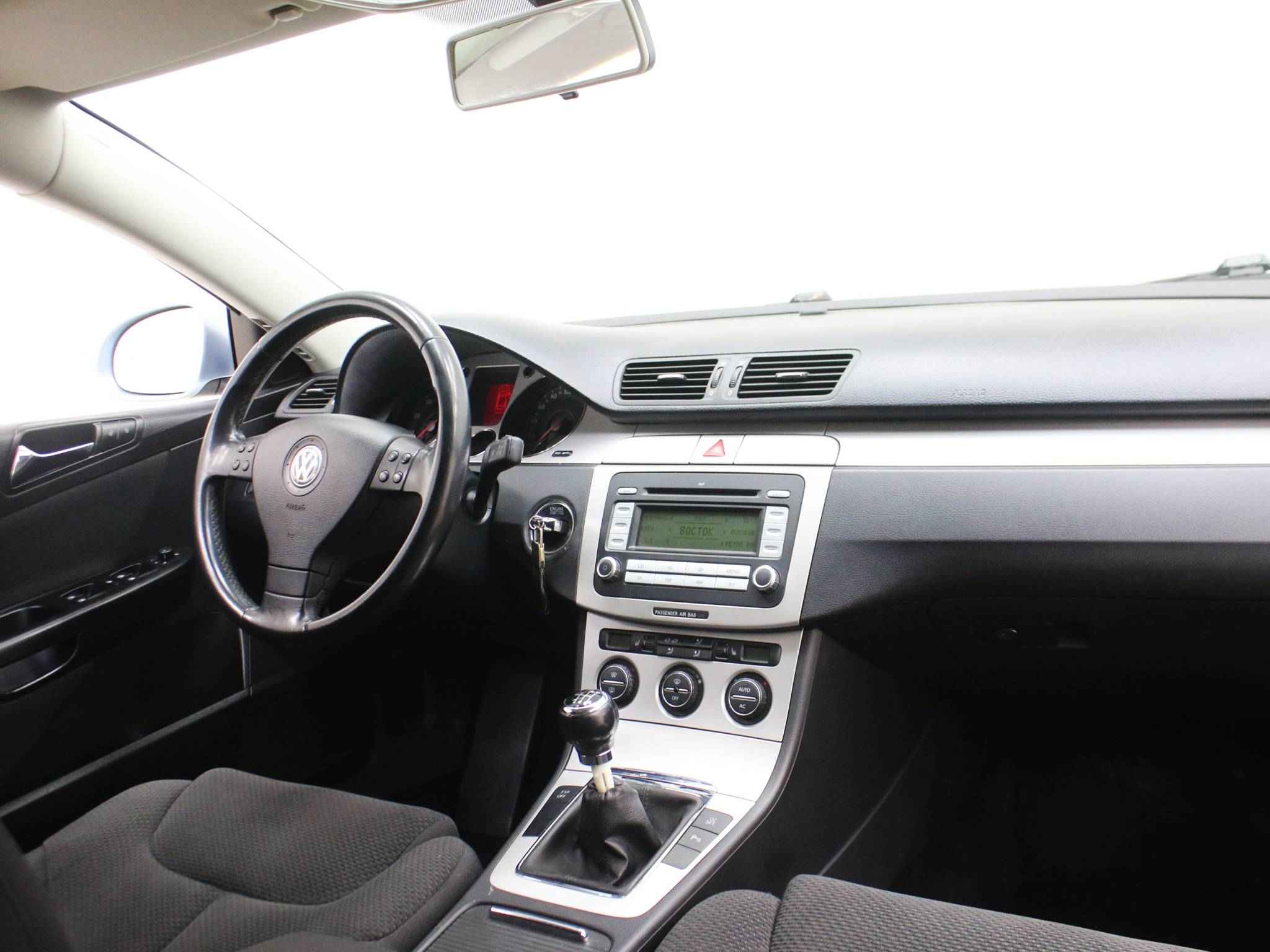 Volkswagen Passat, B6