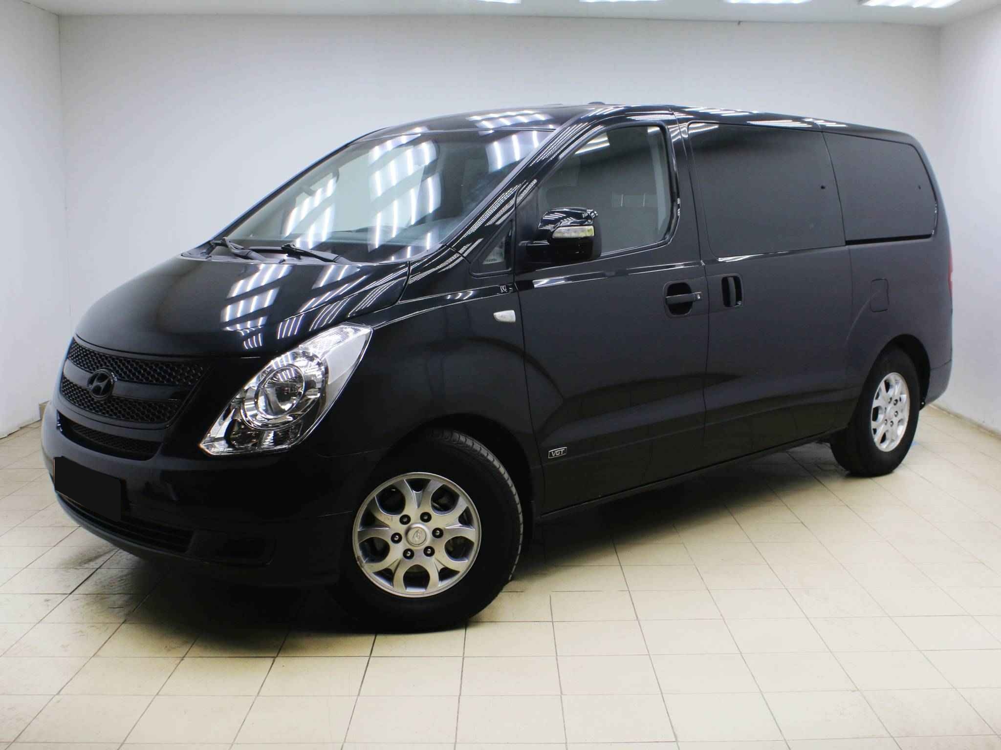 Hyundai Grand Starex, I