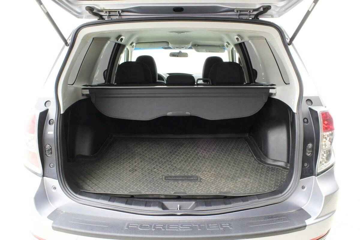 Subaru Forester, III