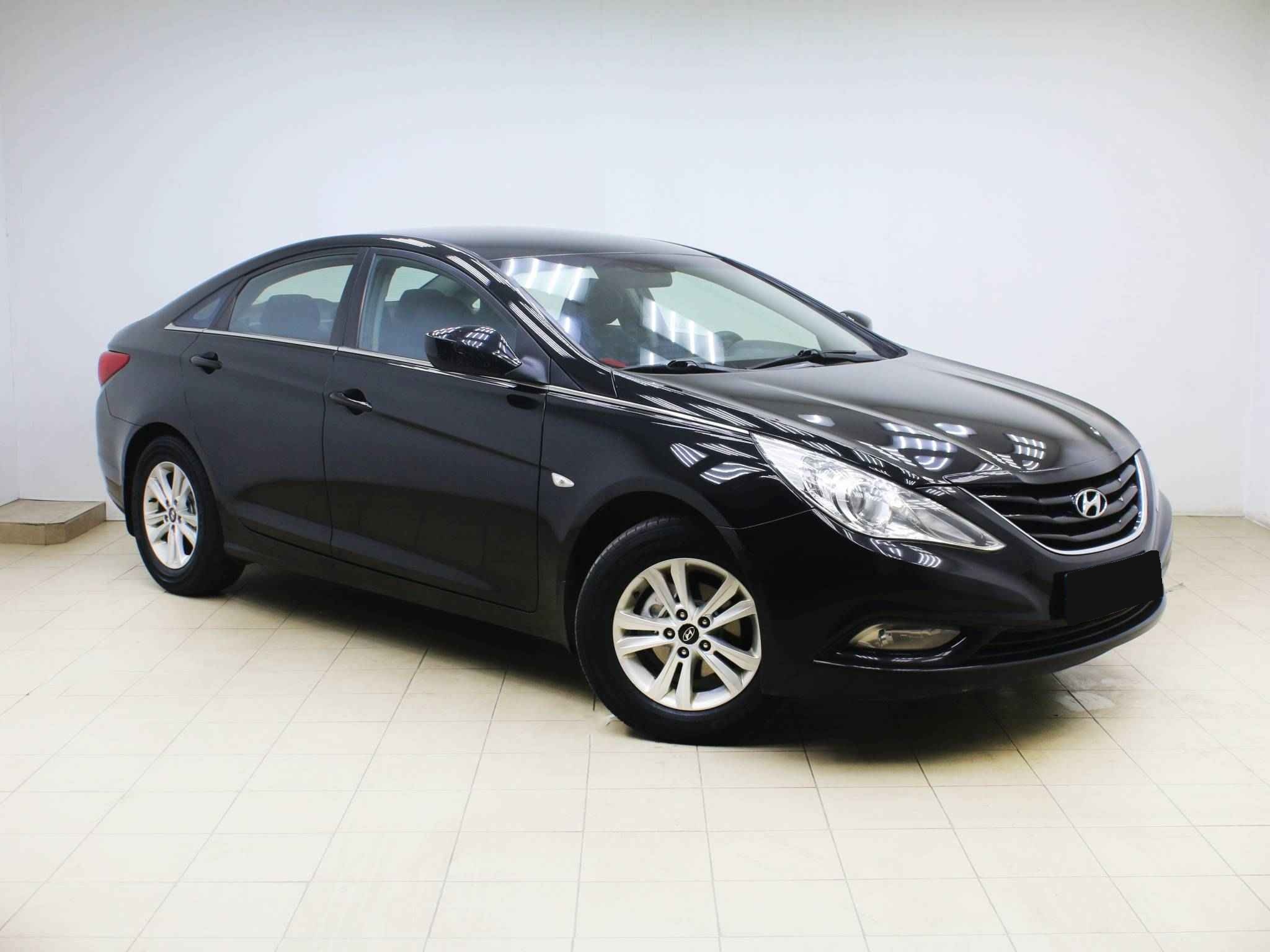 Hyundai Sonata, VI (YF)