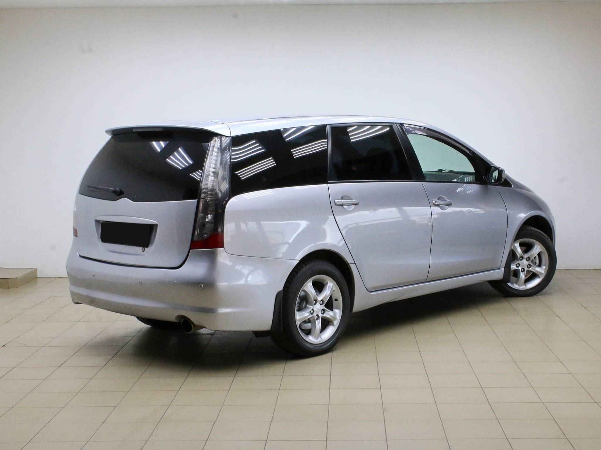 Mitsubishi Grandis