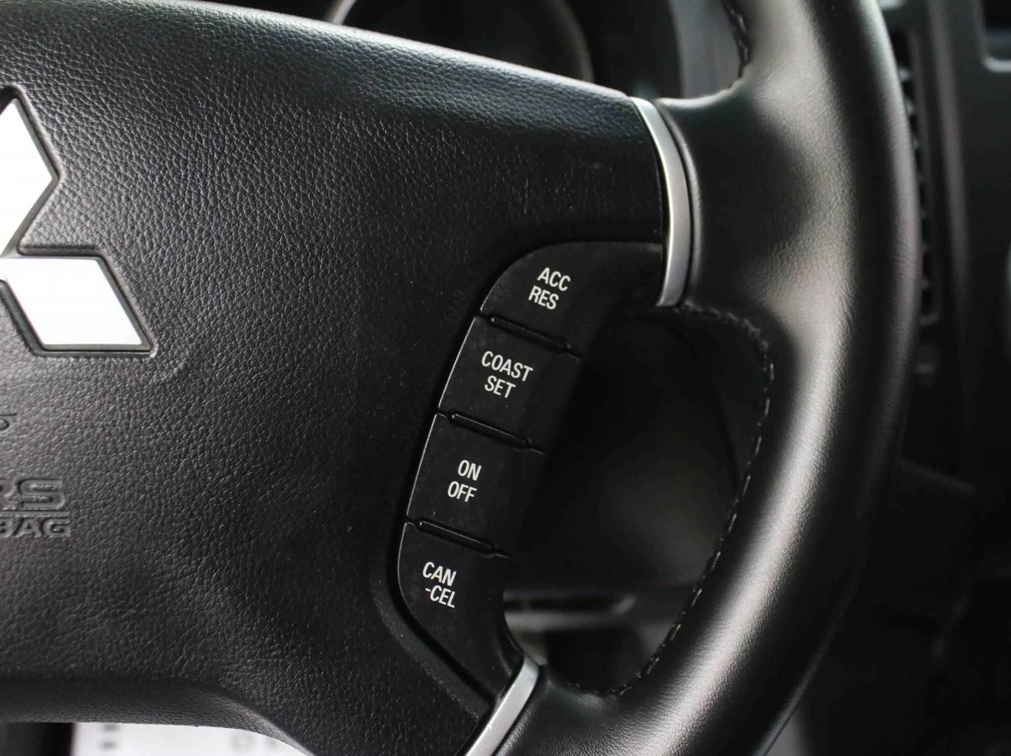 Mitsubishi Pajero, IV