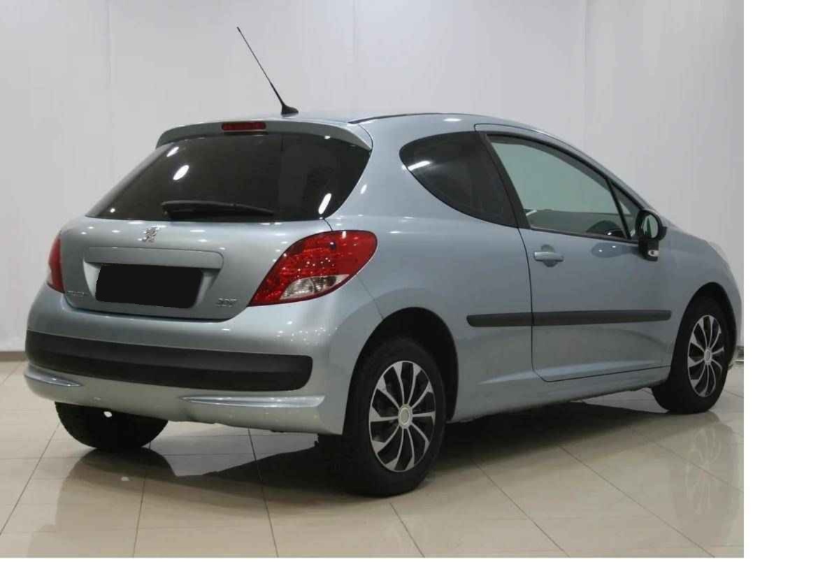 Peugeot 207, I