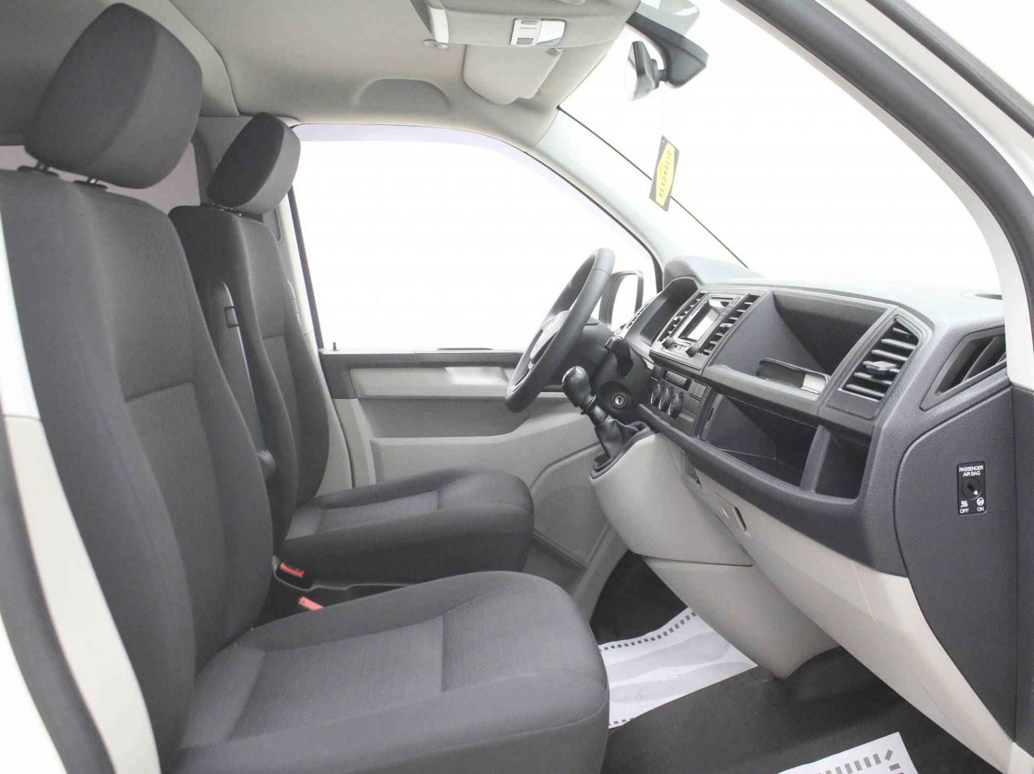 Volkswagen Caravelle, T6