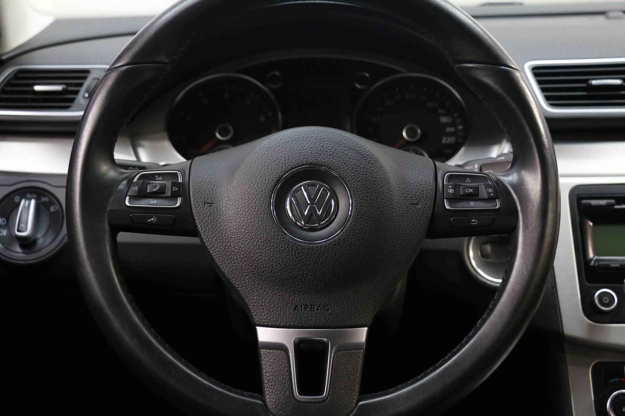 Volkswagen Passat, B7