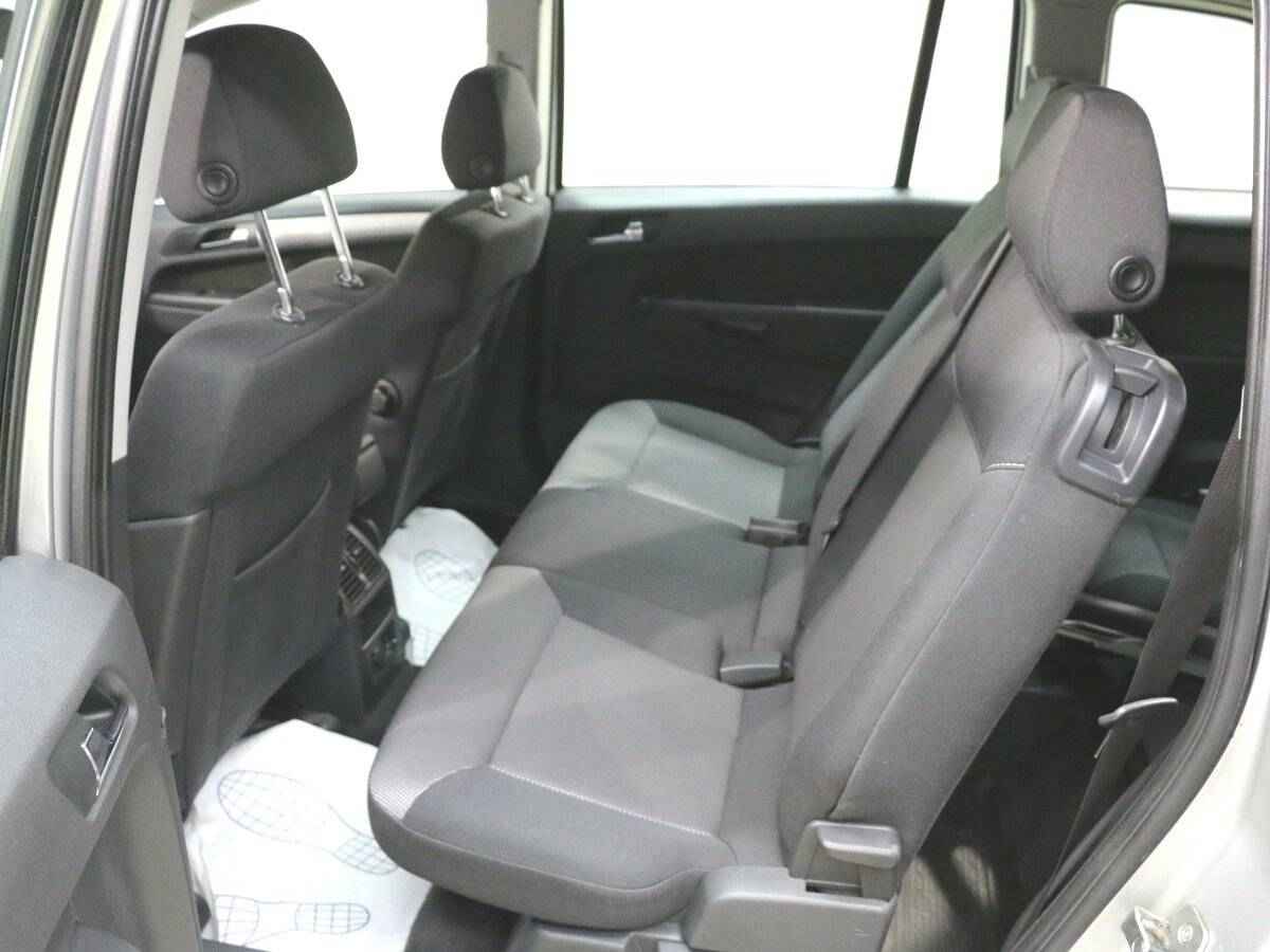 Opel Zafira, B Рестайлинг