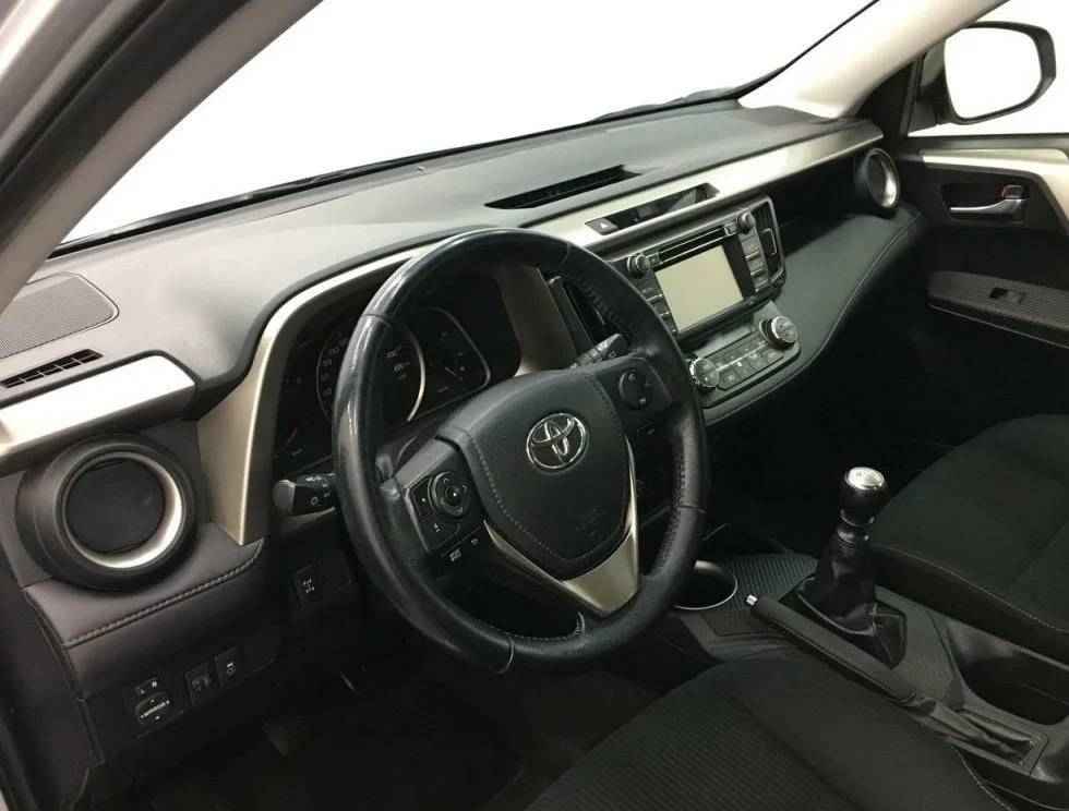 Toyota RAV4, IV (CA40)