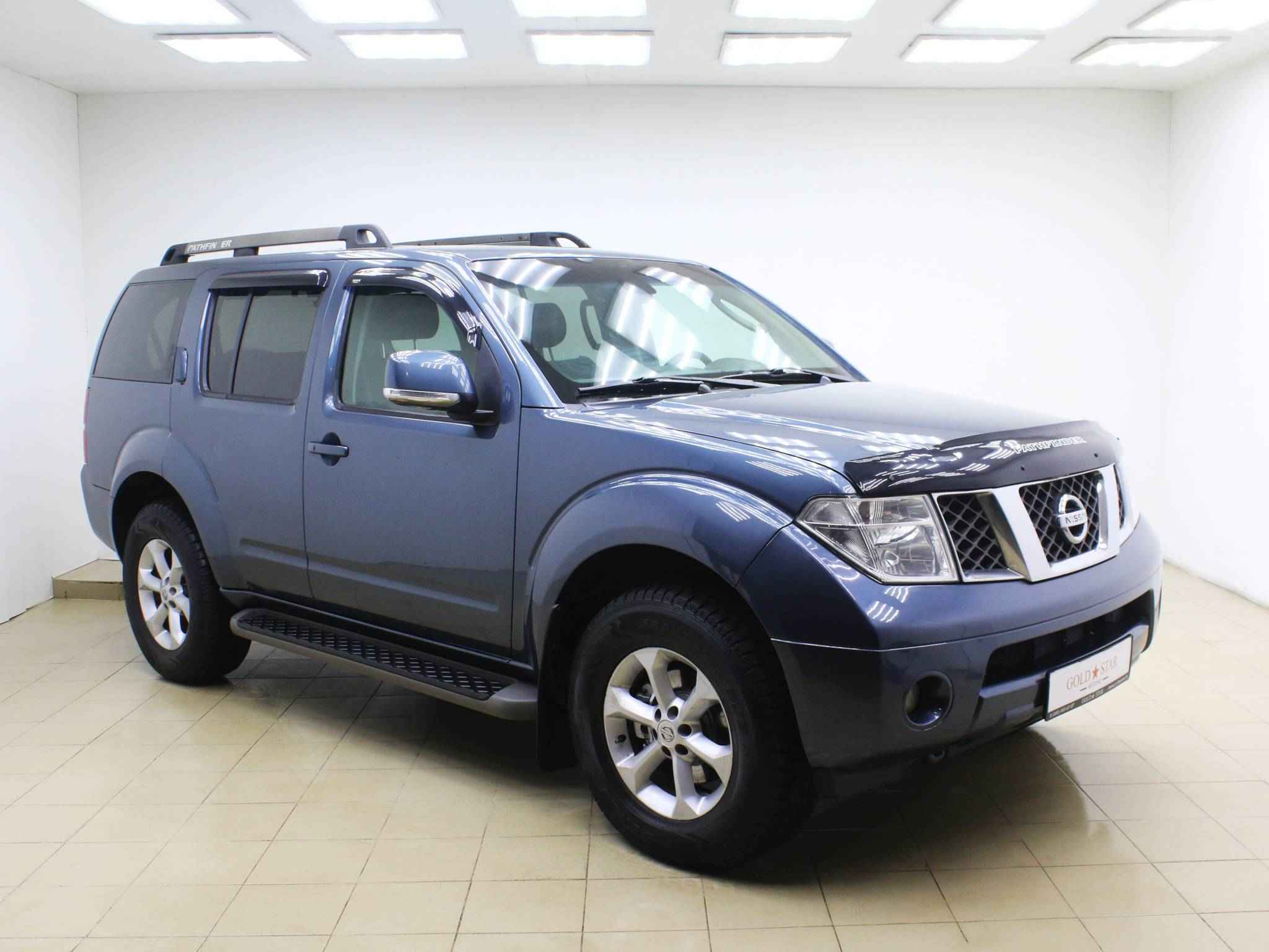 Nissan Pathfinder, III