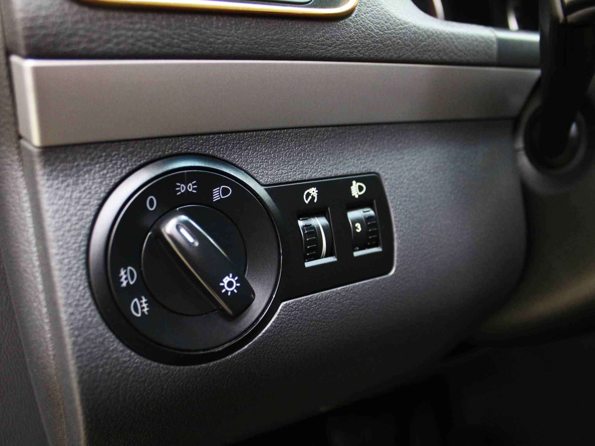 Volkswagen Touran, II