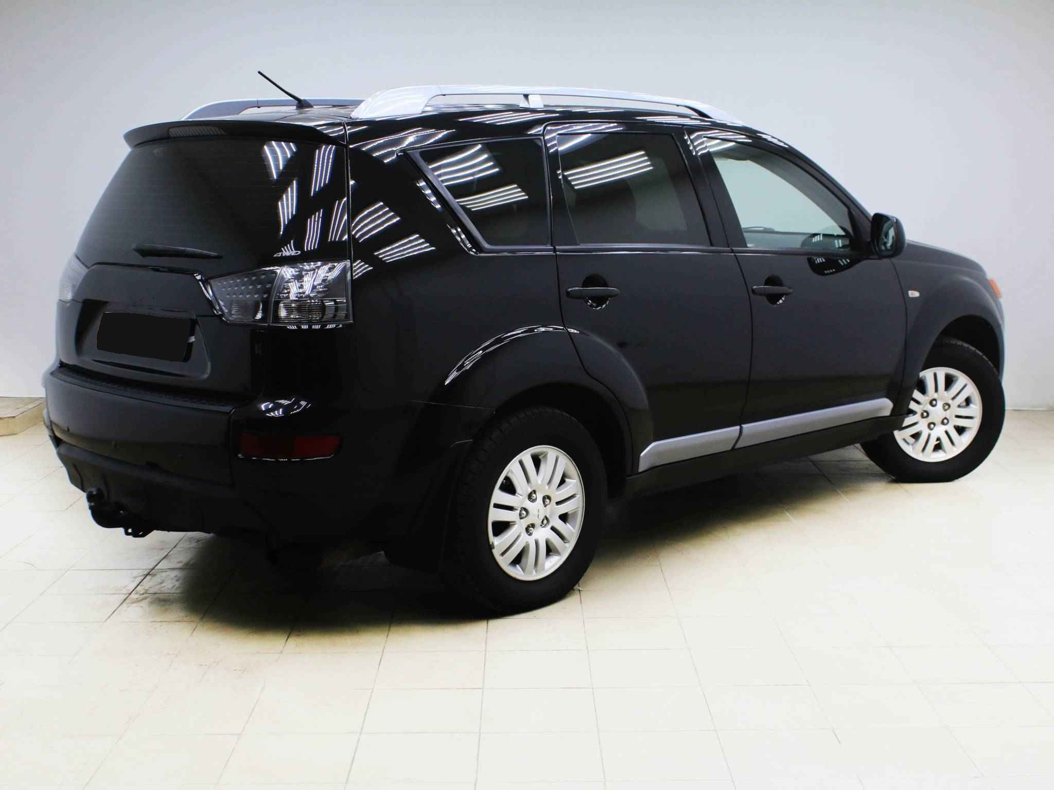 Mitsubishi Outlander, II