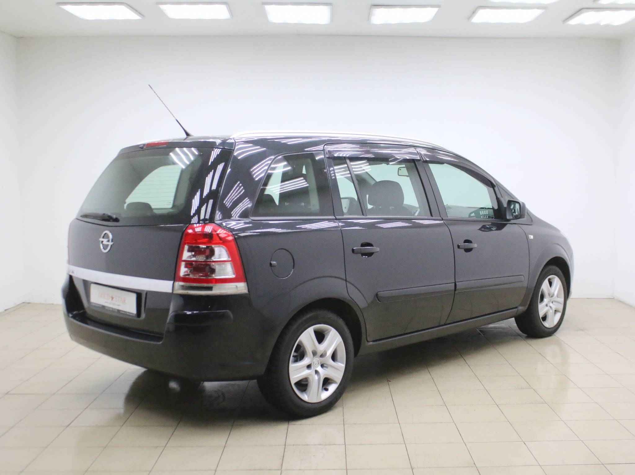Opel Zafira, B Рестайлинг