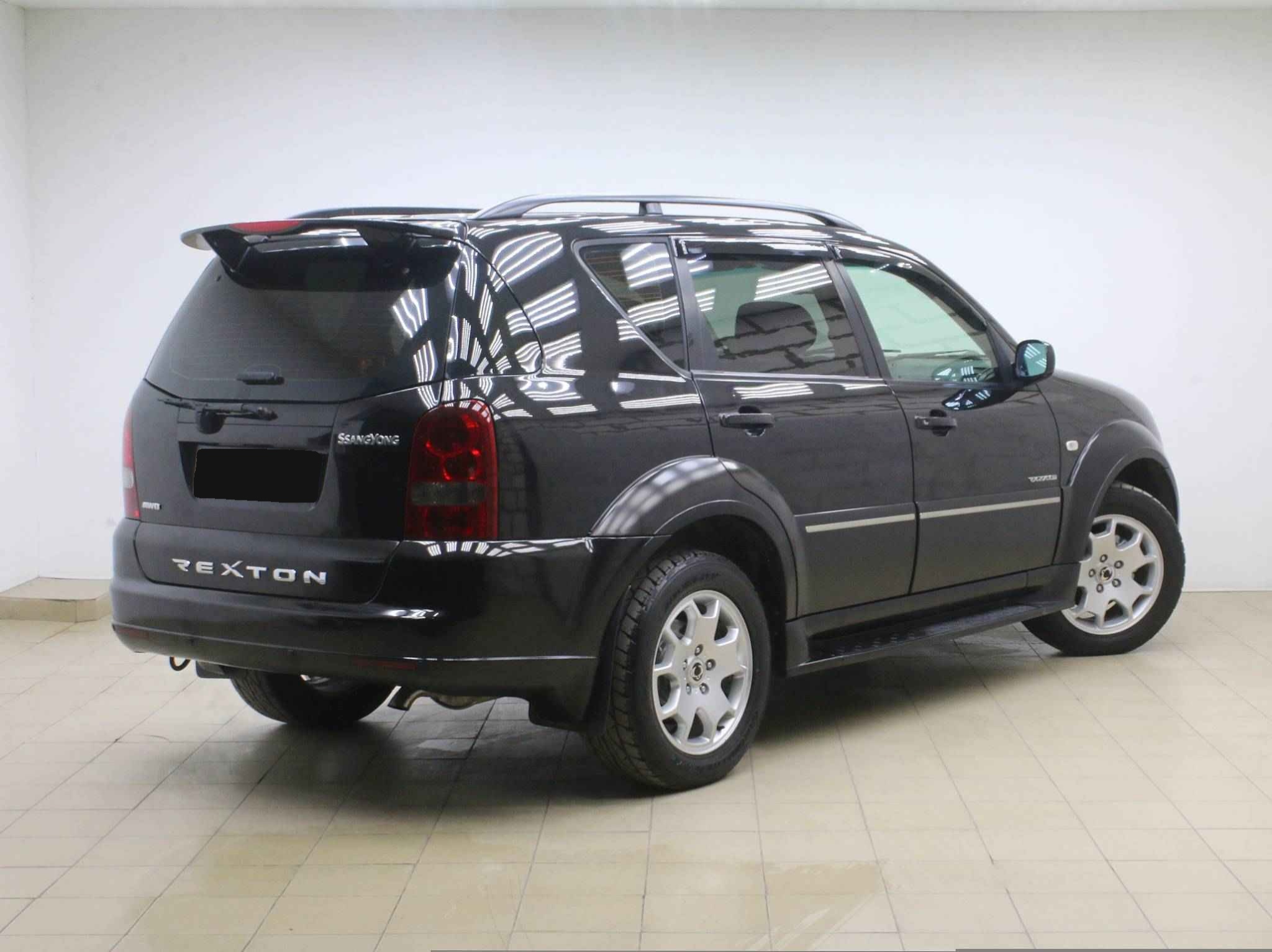 SsangYong Rexton, II