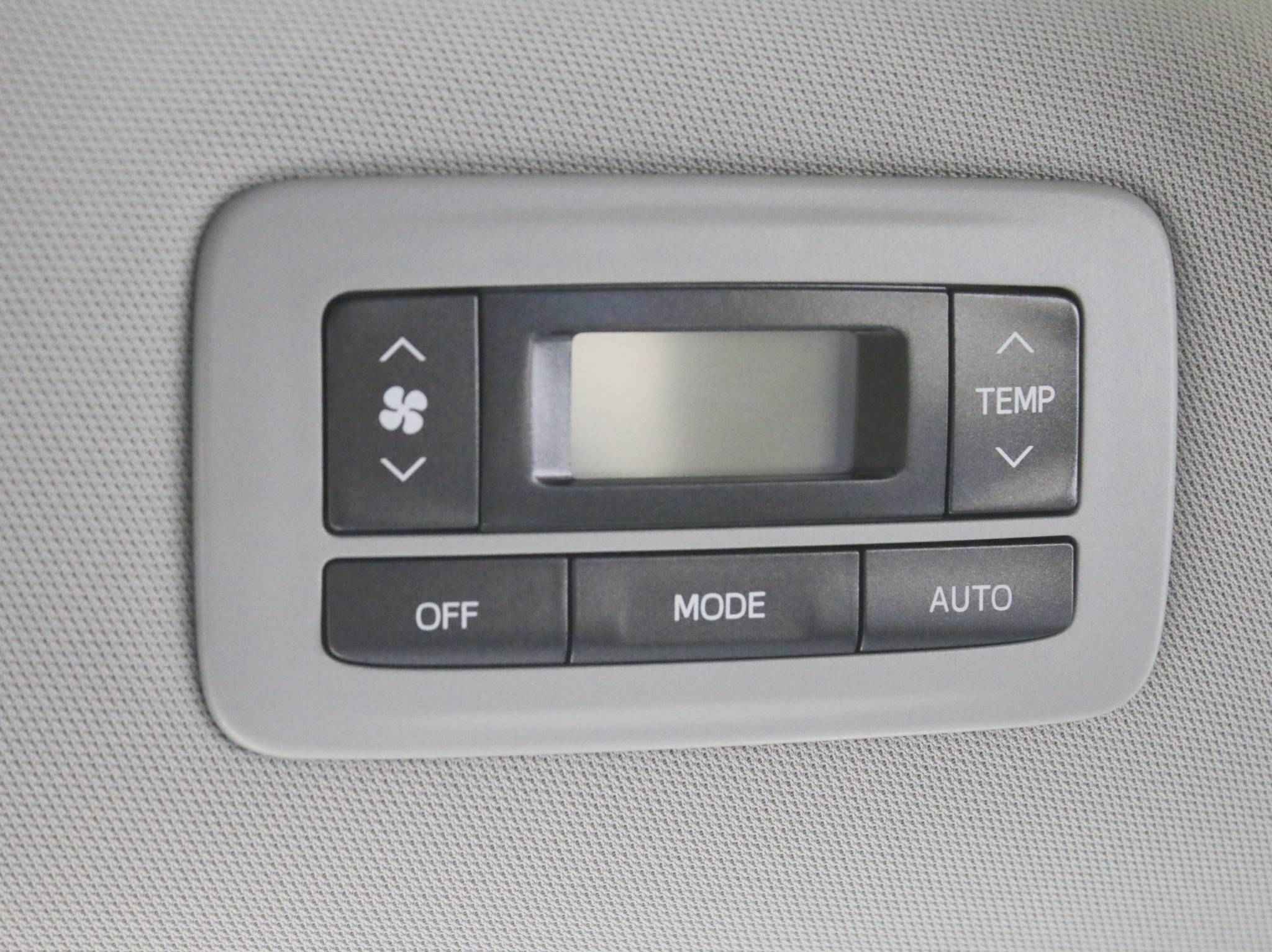 Toyota Sienna, III Рестайлинг