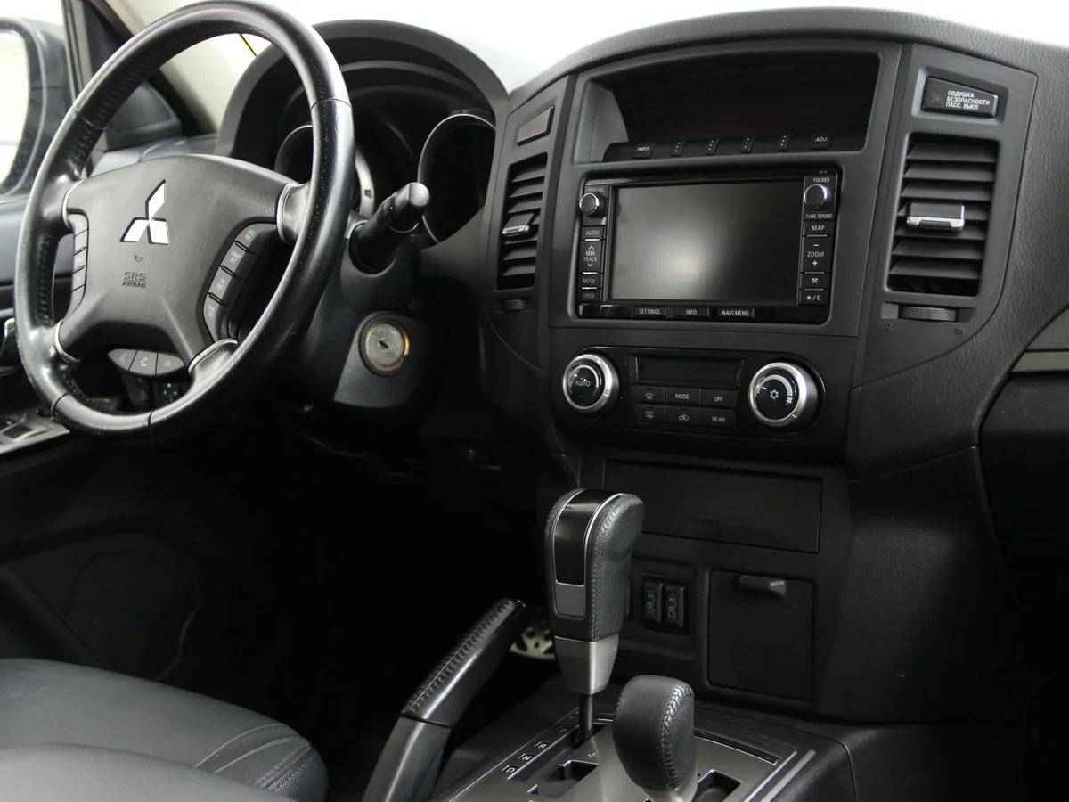 Mitsubishi Pajero, IV Рестайлинг 1