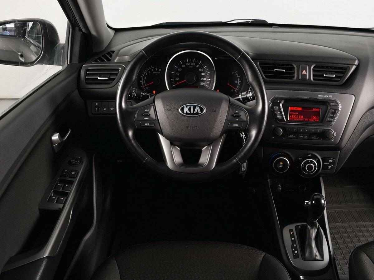 Kia Rio, III