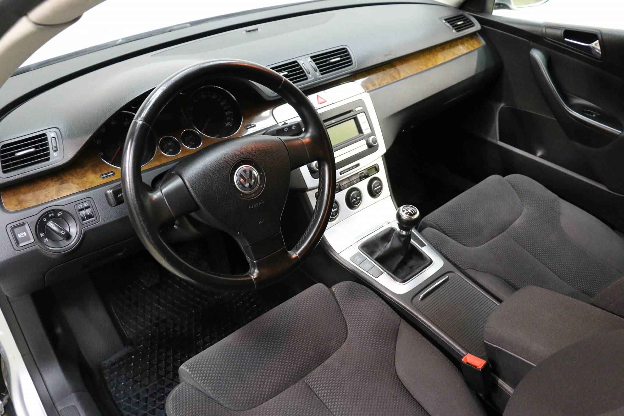 Volkswagen Passat, B6