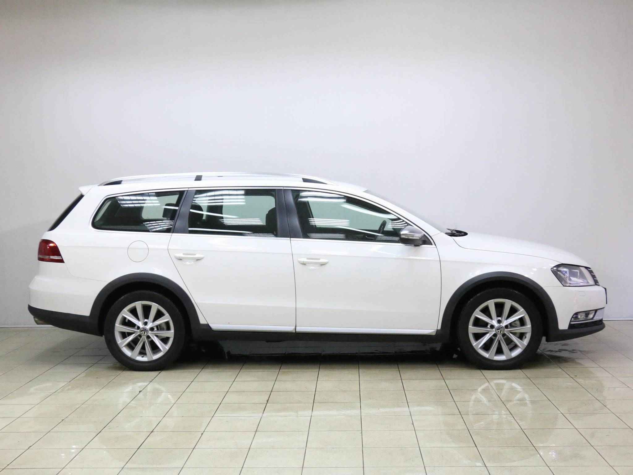 Volkswagen Passat, B7