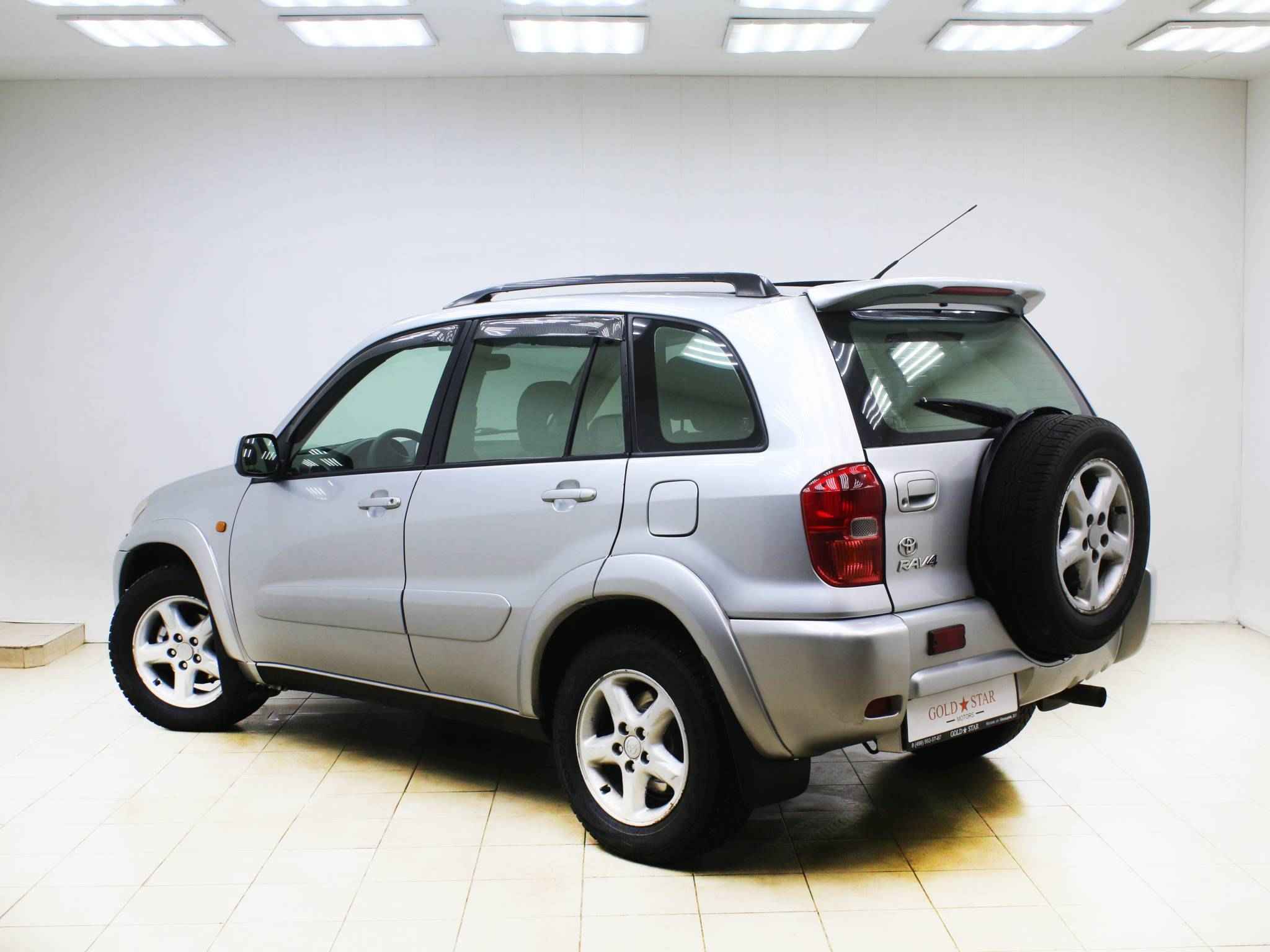 Toyota RAV4, II (XA20)
