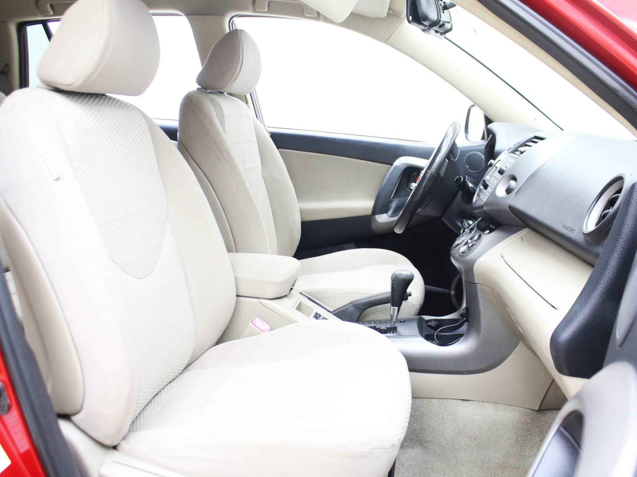 Toyota RAV4, III (XA30)