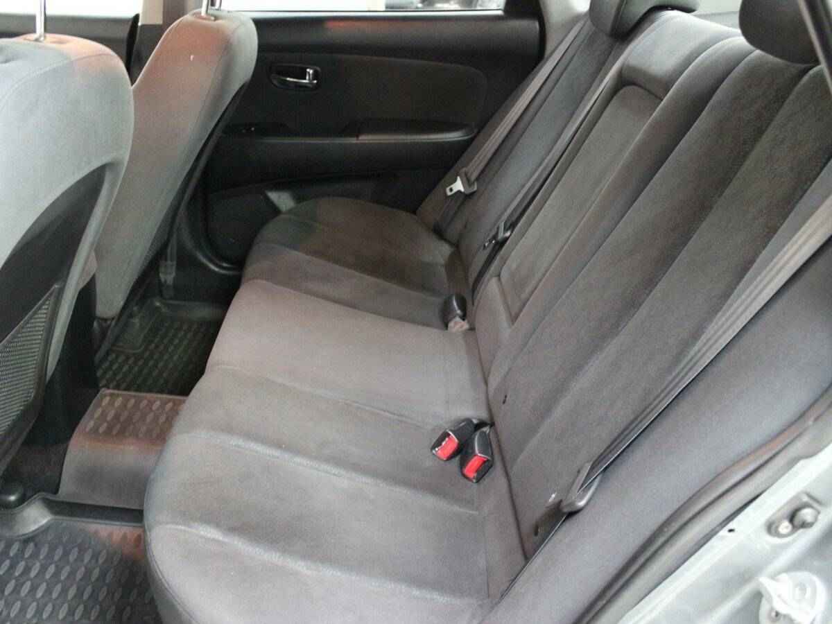 Hyundai Elantra, IV (HD)