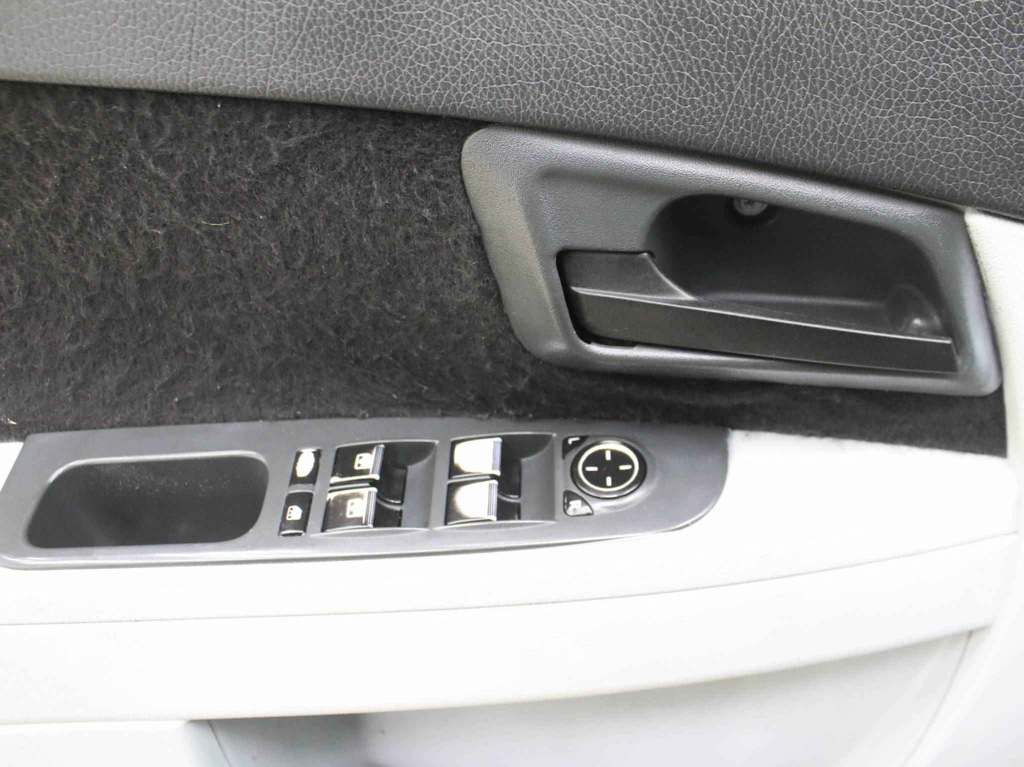 LADA (ВАЗ) Priora, I