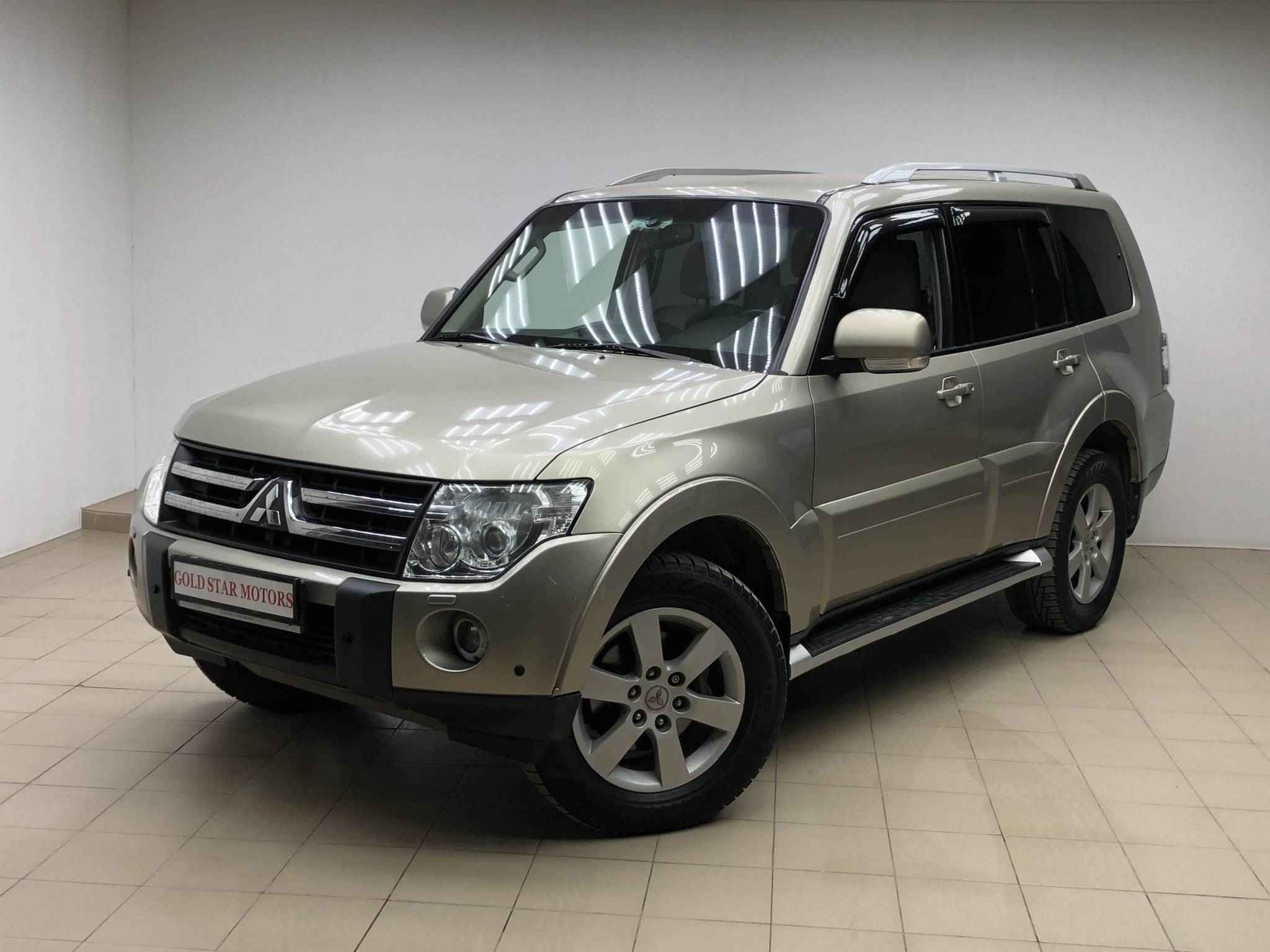 Mitsubishi Pajero, IV