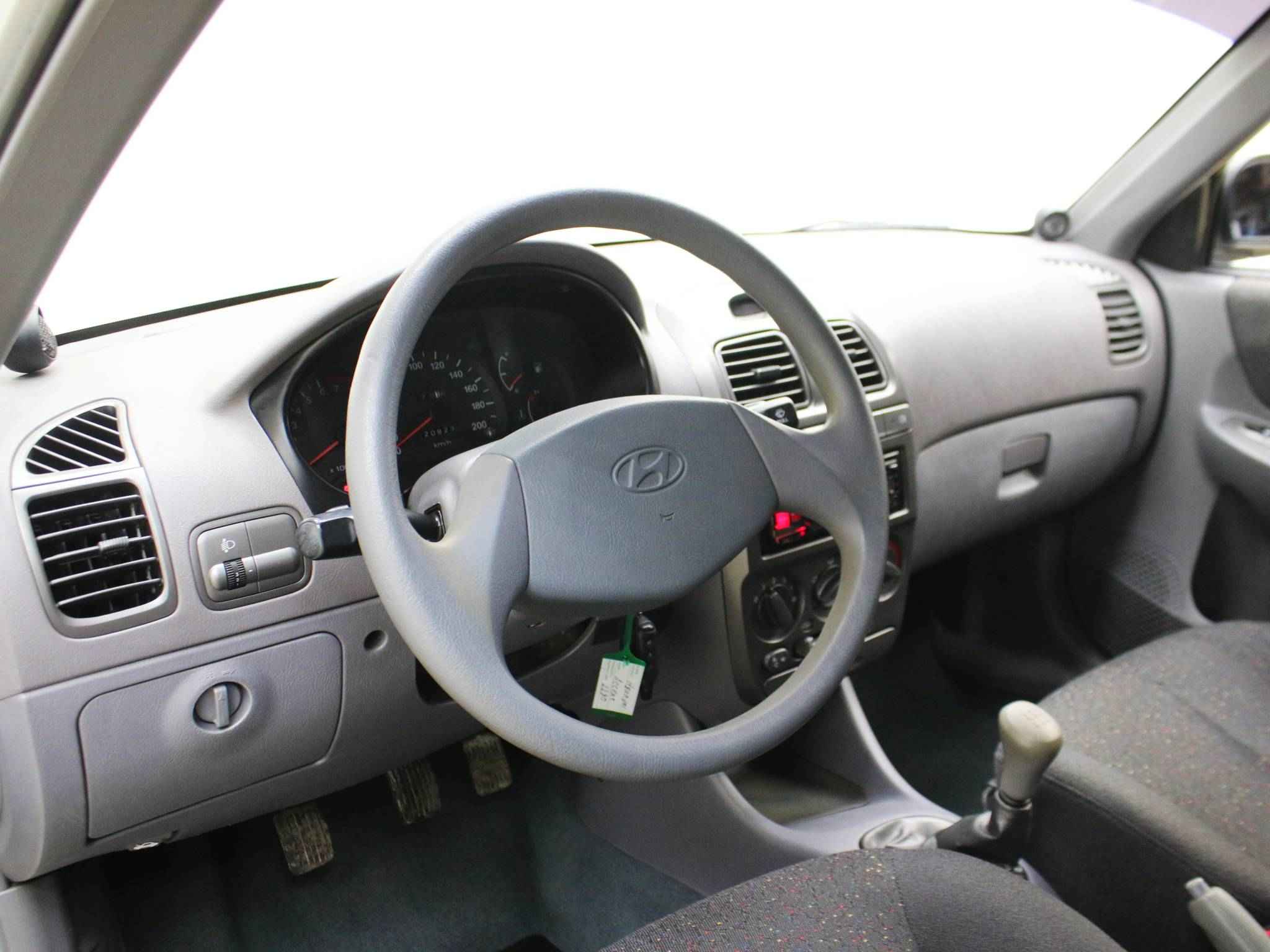 Hyundai Accent, II