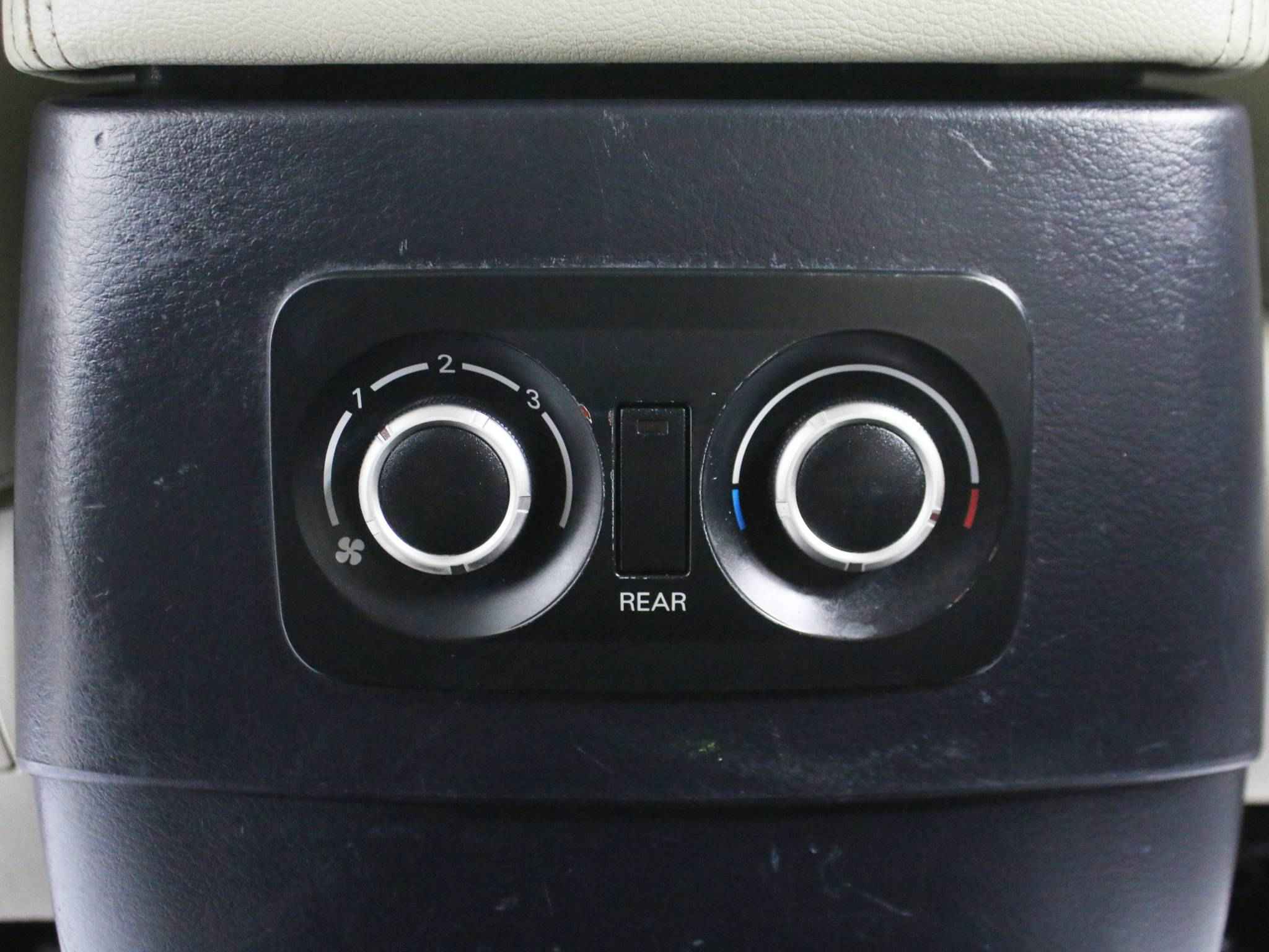 Mitsubishi Pajero, IV