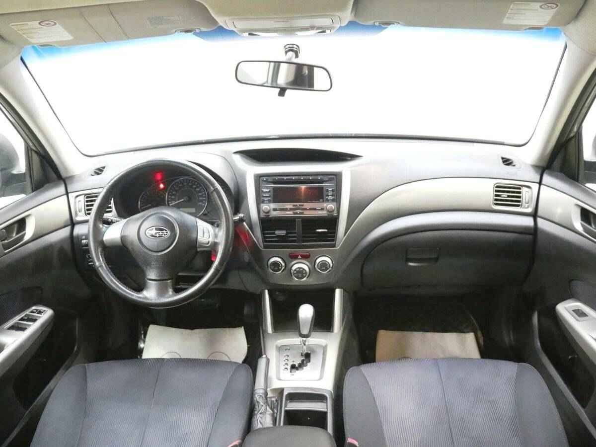 Subaru Forester, III