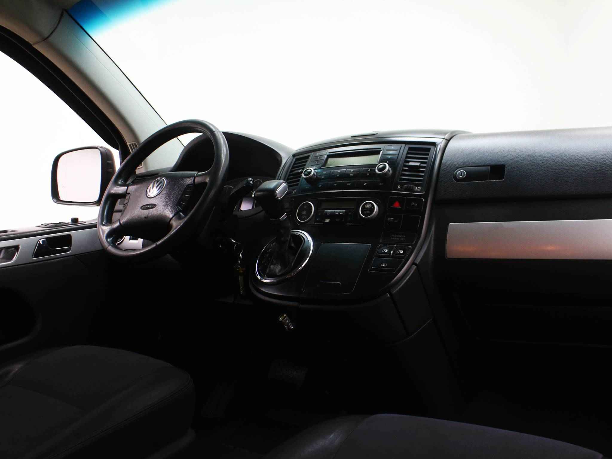 Volkswagen Multivan, T5