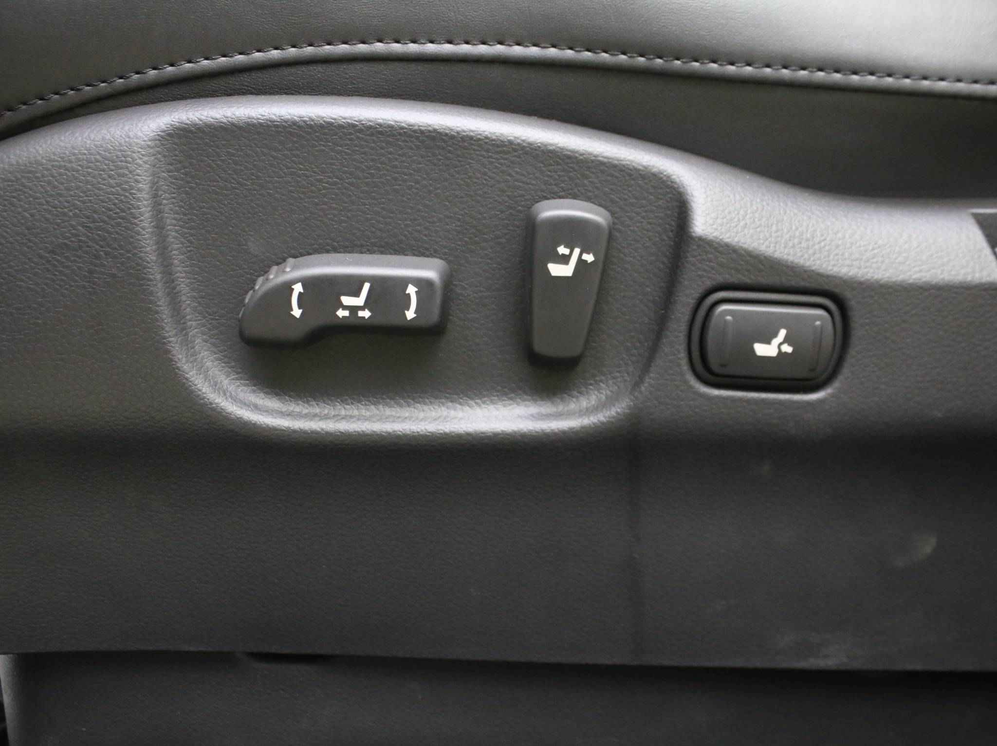 Infiniti FX, I (S50) Рестайлинг