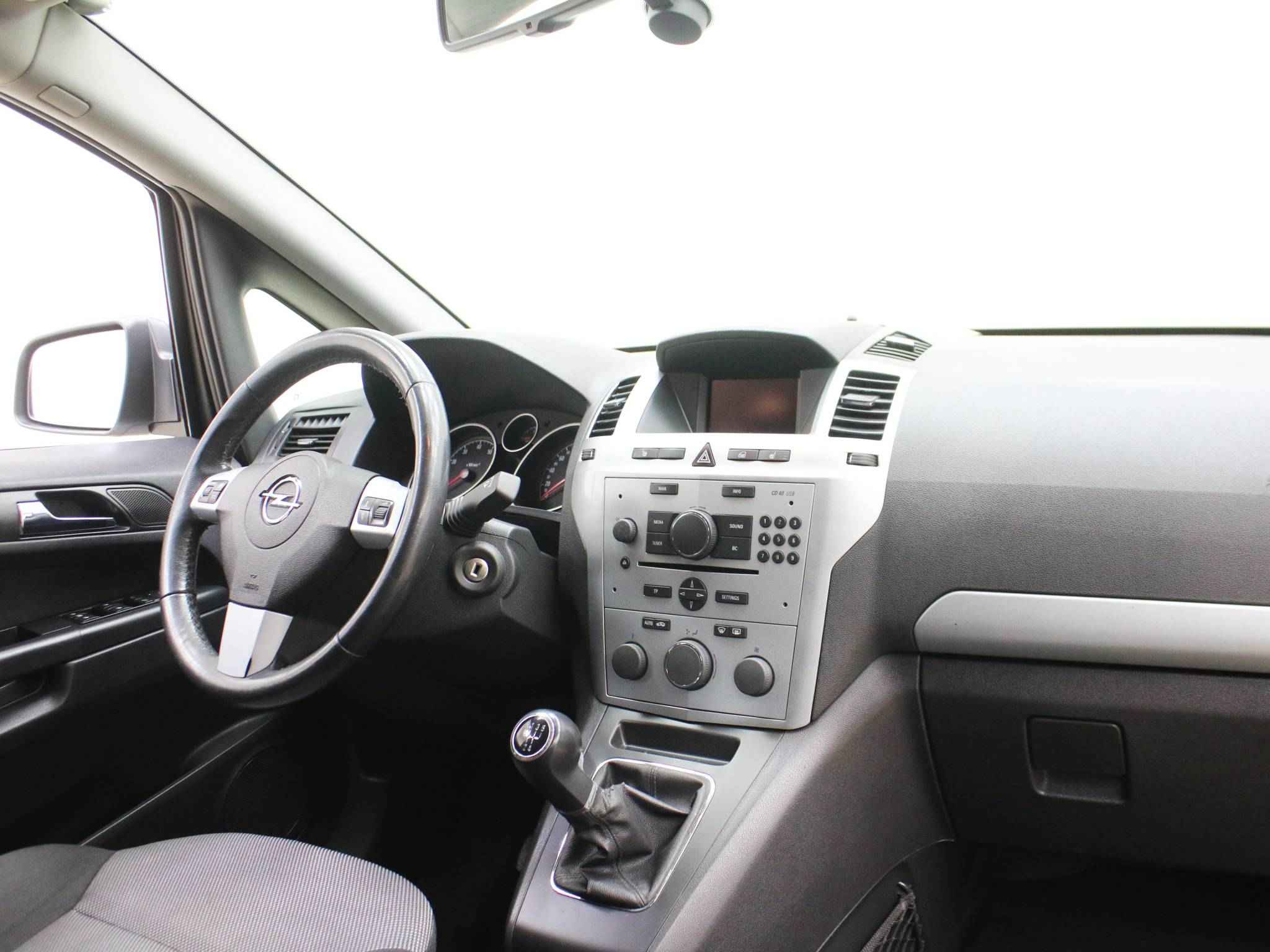 Opel Zafira, B Рестайлинг