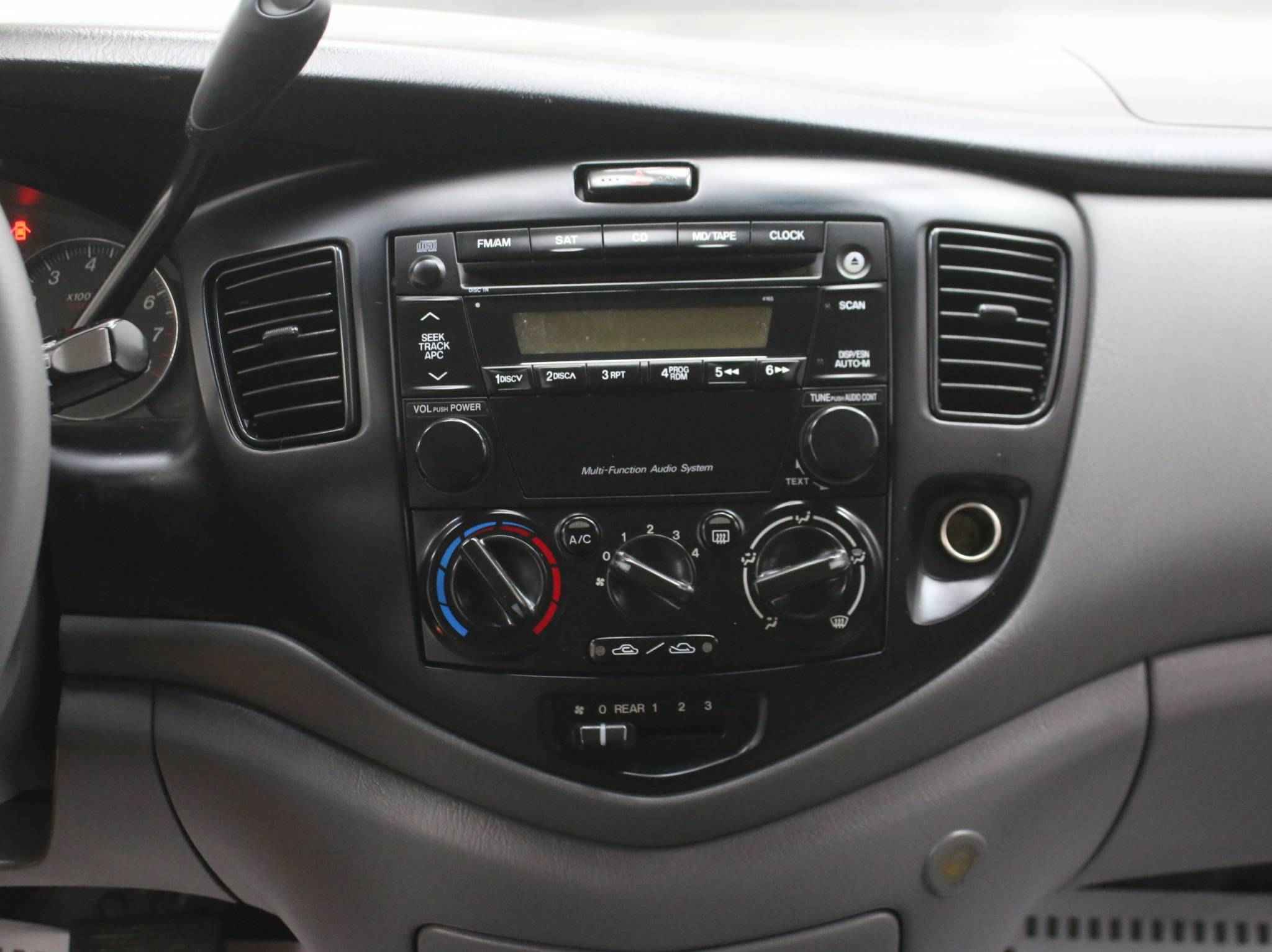 Mazda MPV, II (LW) Рестайлинг