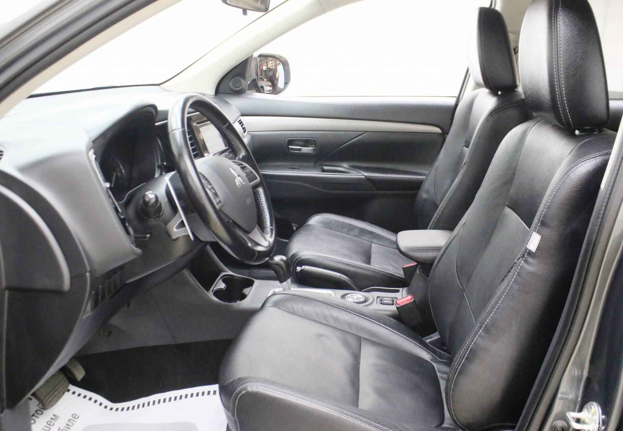 Mitsubishi Outlander, III