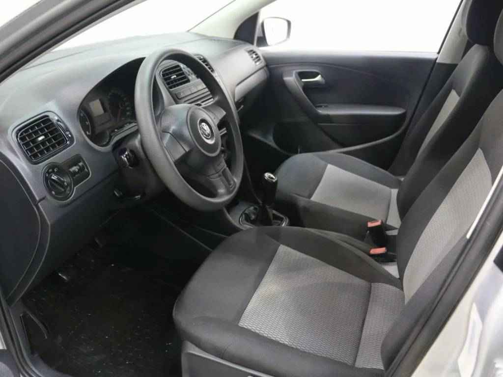 Volkswagen Polo, V