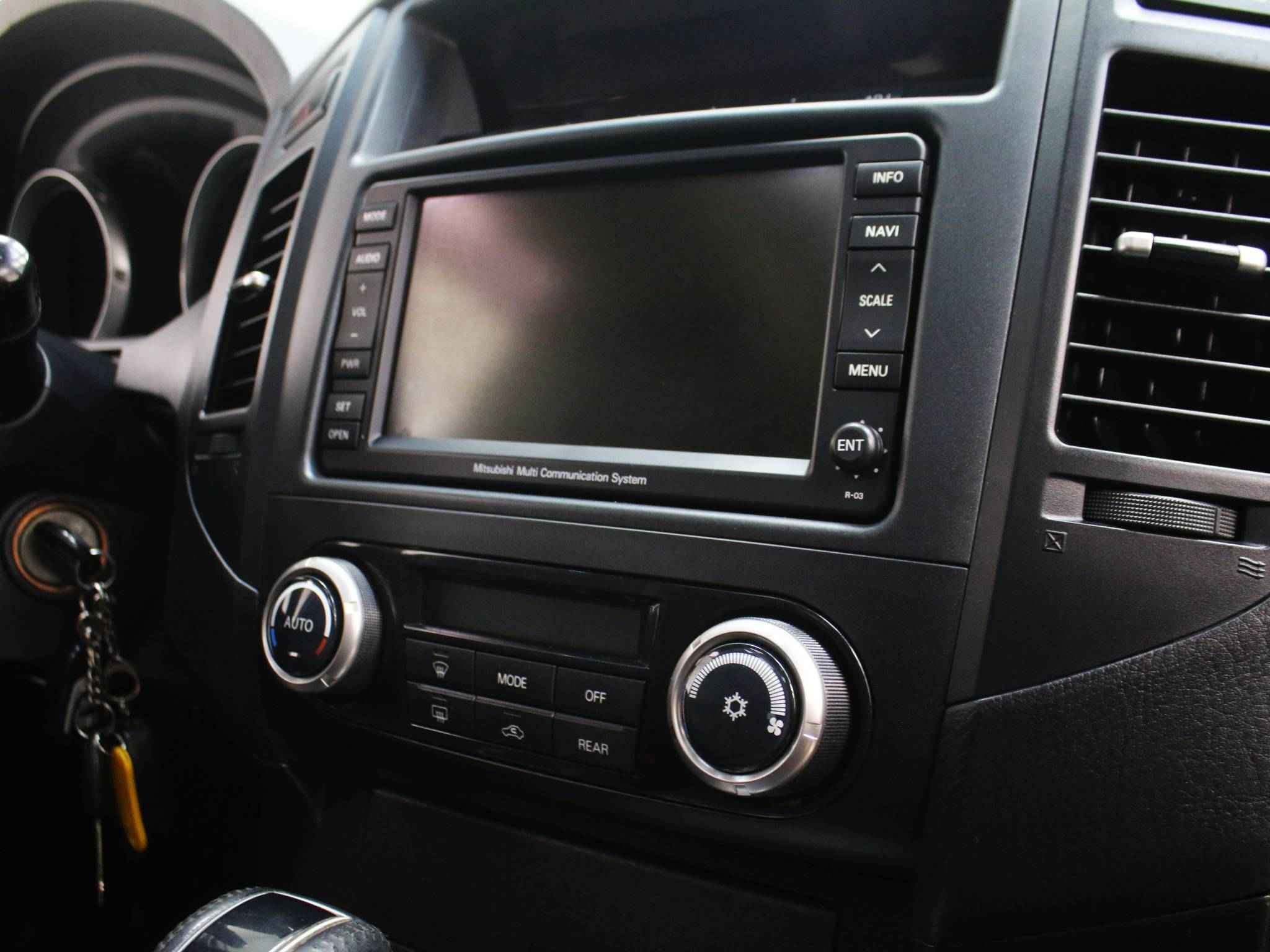 Mitsubishi Pajero, IV Рестайлинг 1