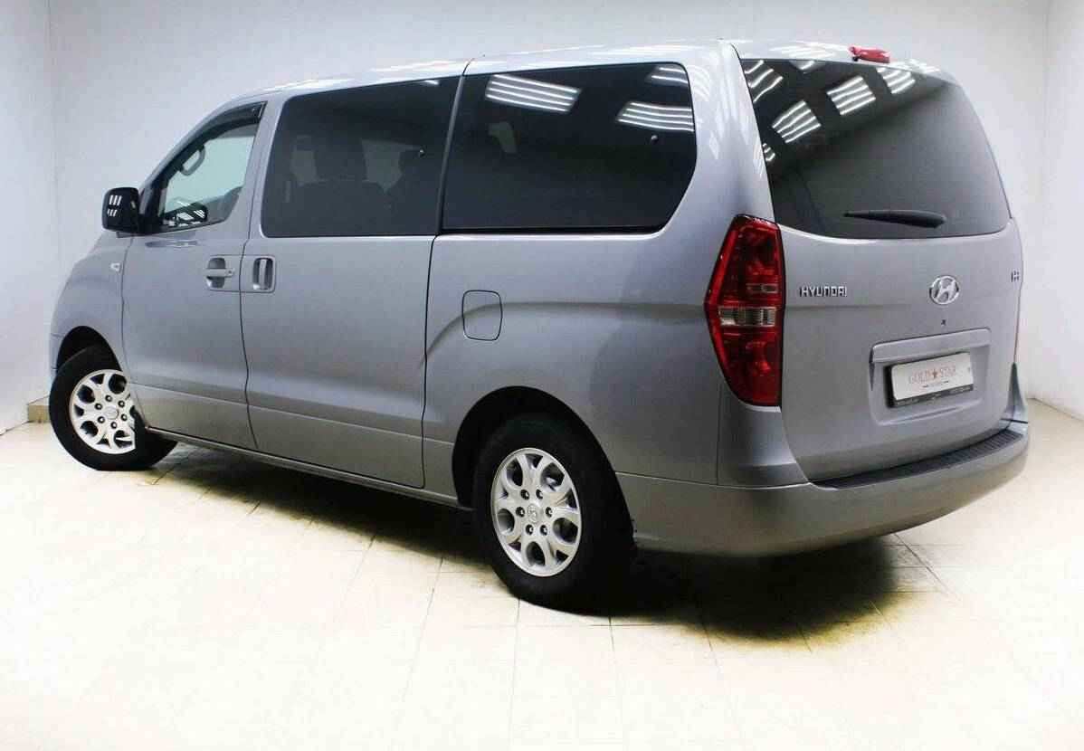 Hyundai H-1, II