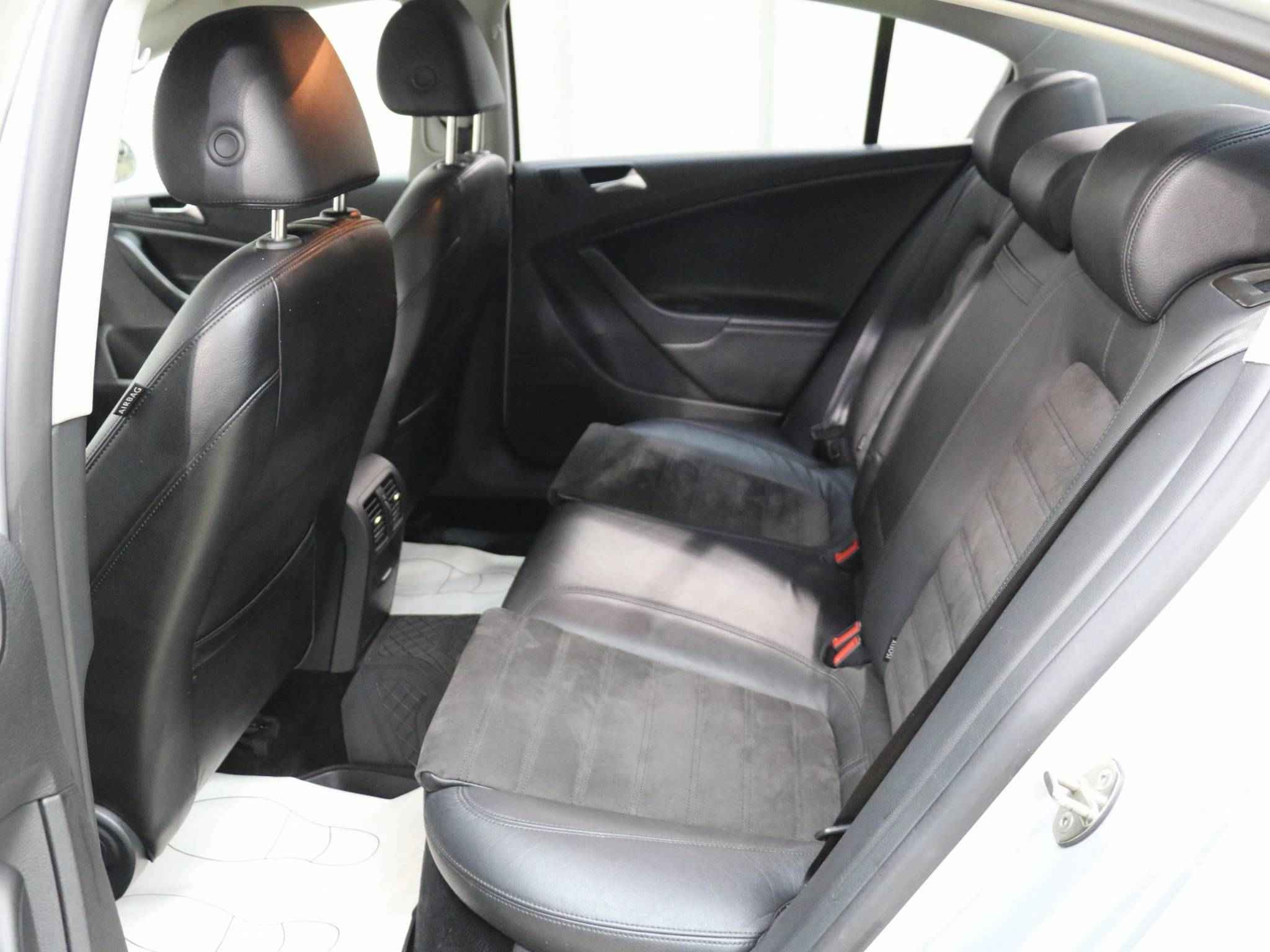 Volkswagen Passat, B6