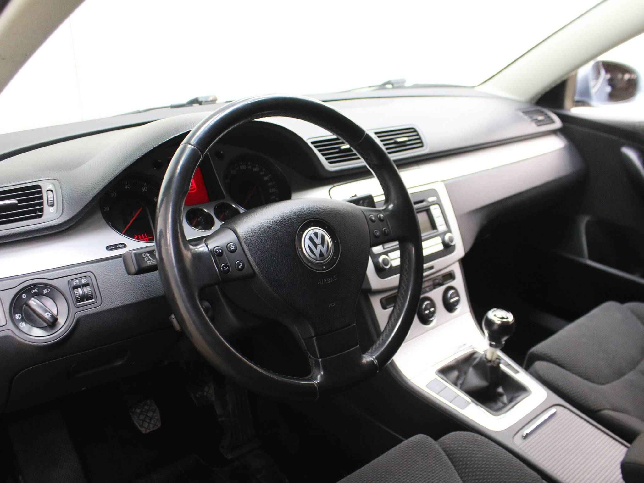 Volkswagen Passat, B6