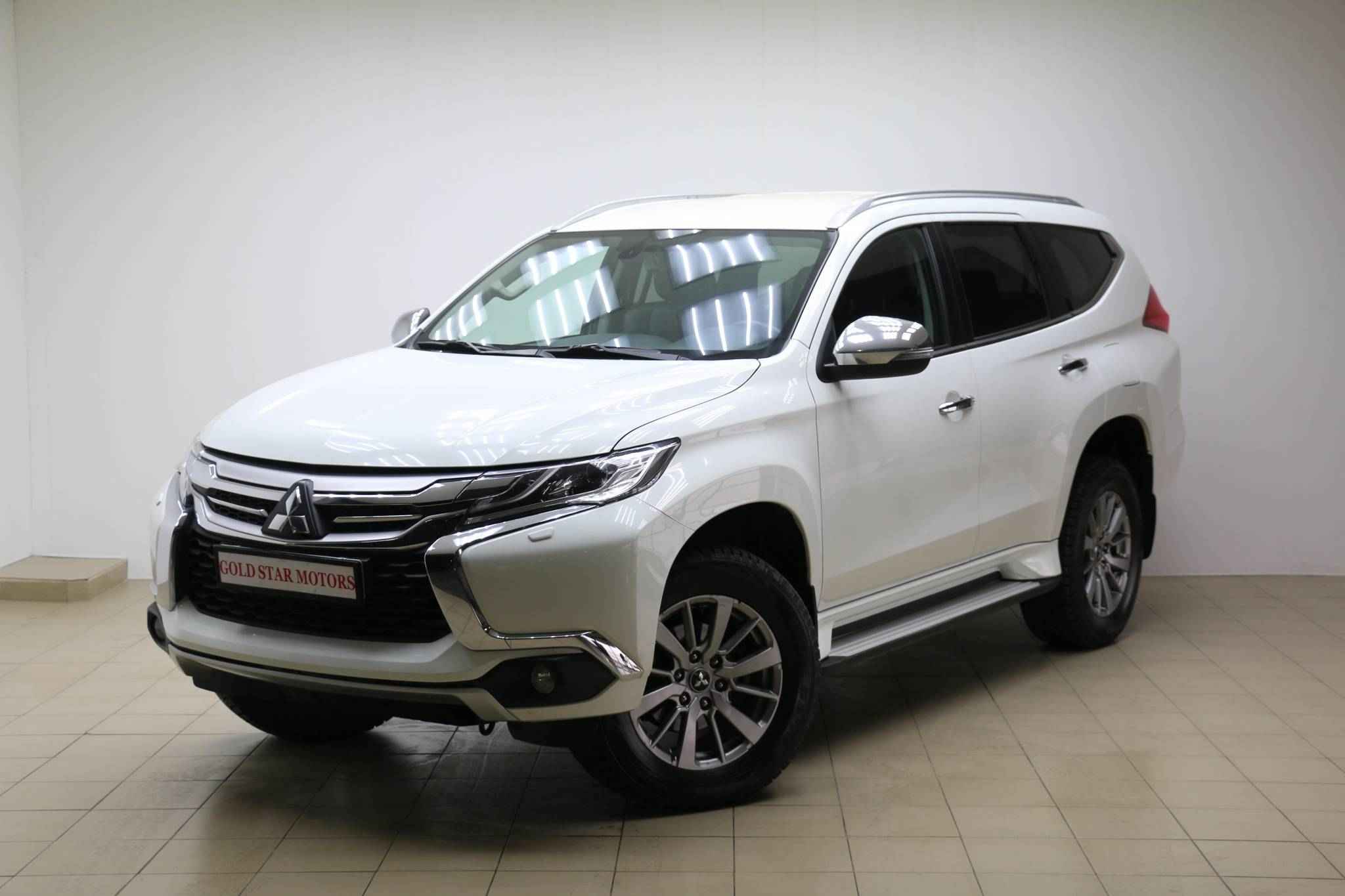 Mitsubishi Pajero Sport, III