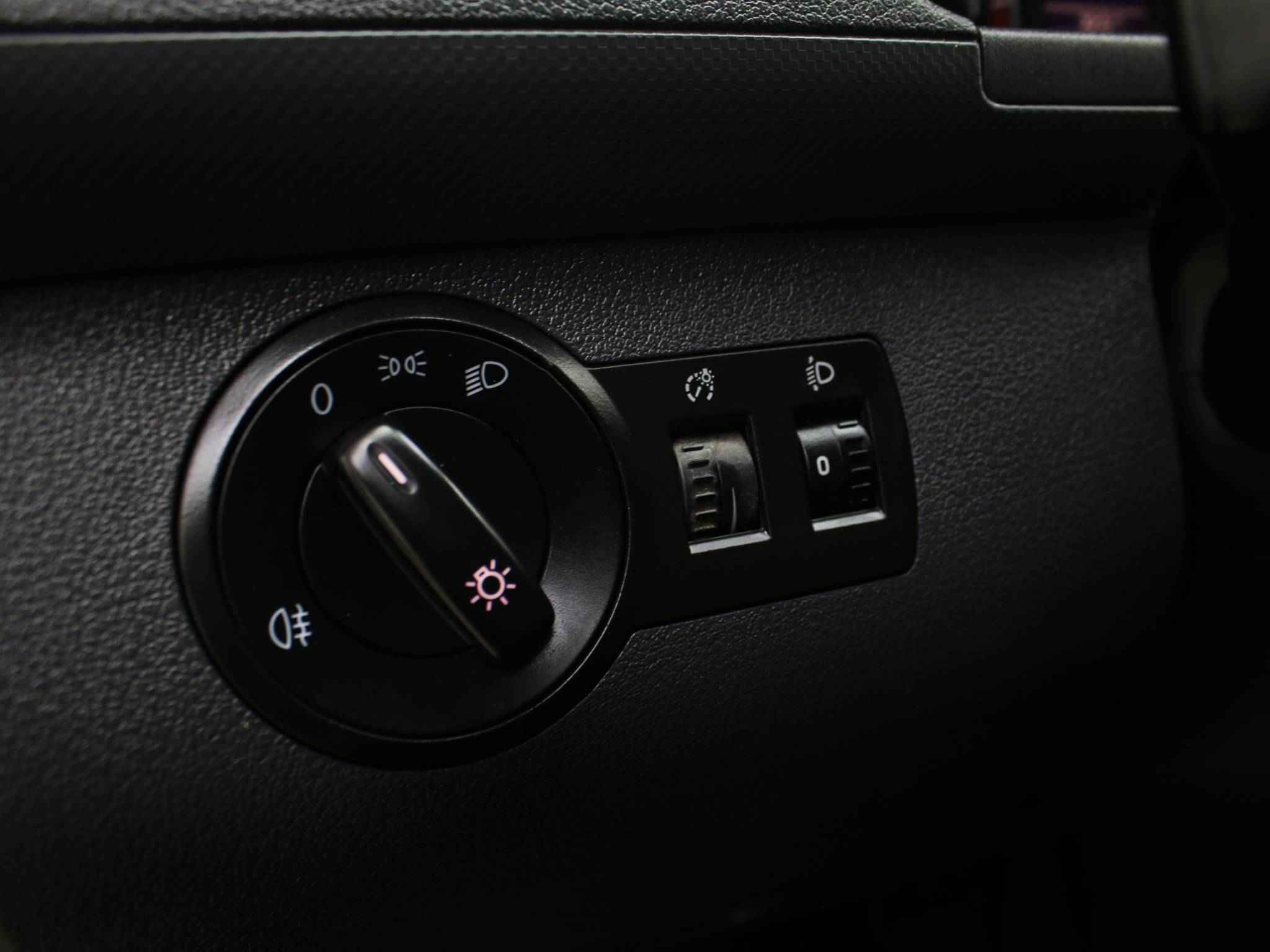 Volkswagen Caddy, III Рестайлинг