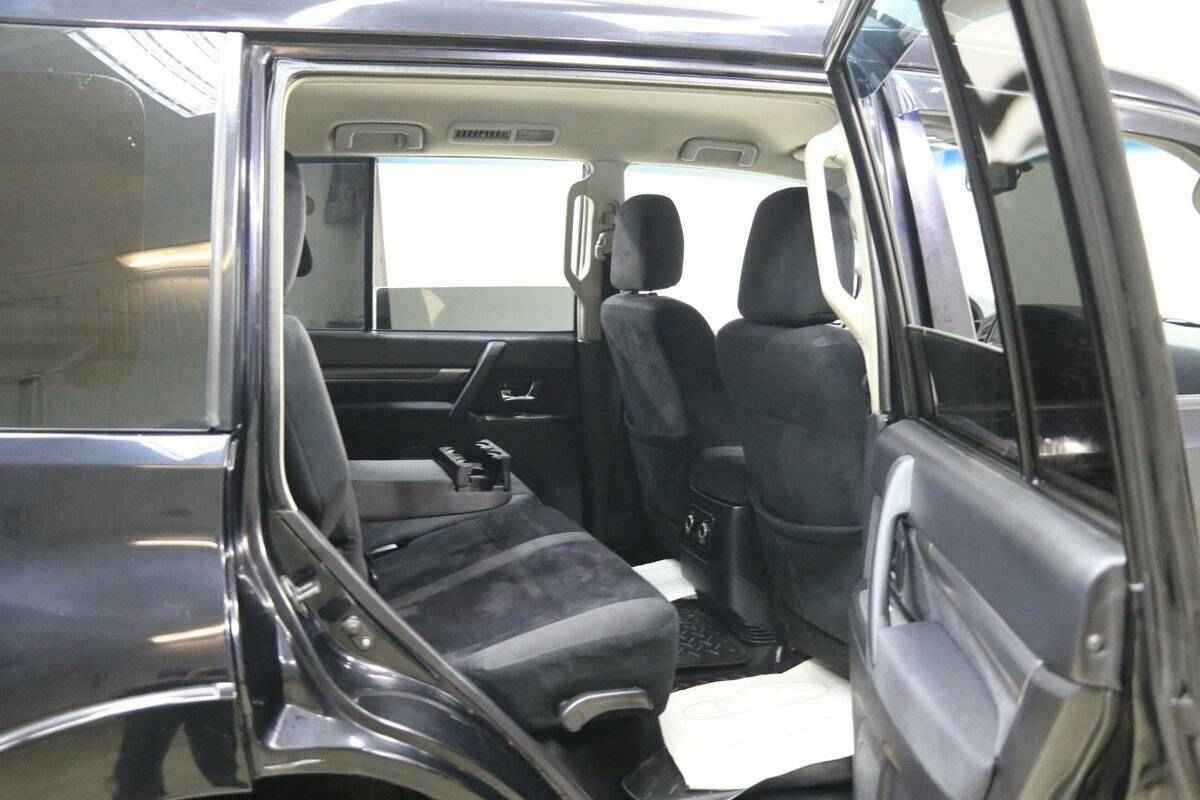 Mitsubishi Pajero, IV