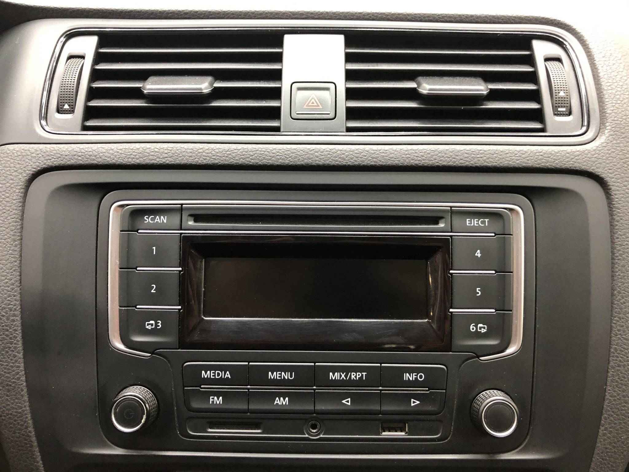 Volkswagen Jetta, VI Рестайлинг